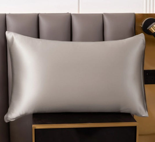 What Are the Benefits of Sleeping on a Silk Pillowcase?