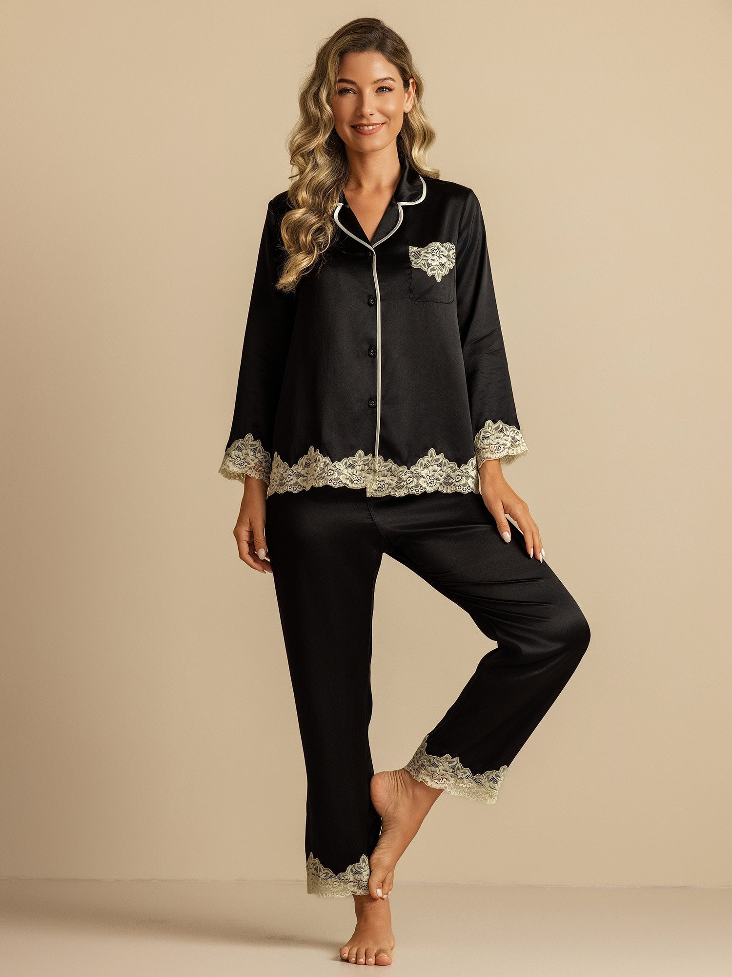 [Black] SilkSilky Pure Silk Womens Pajamas 001