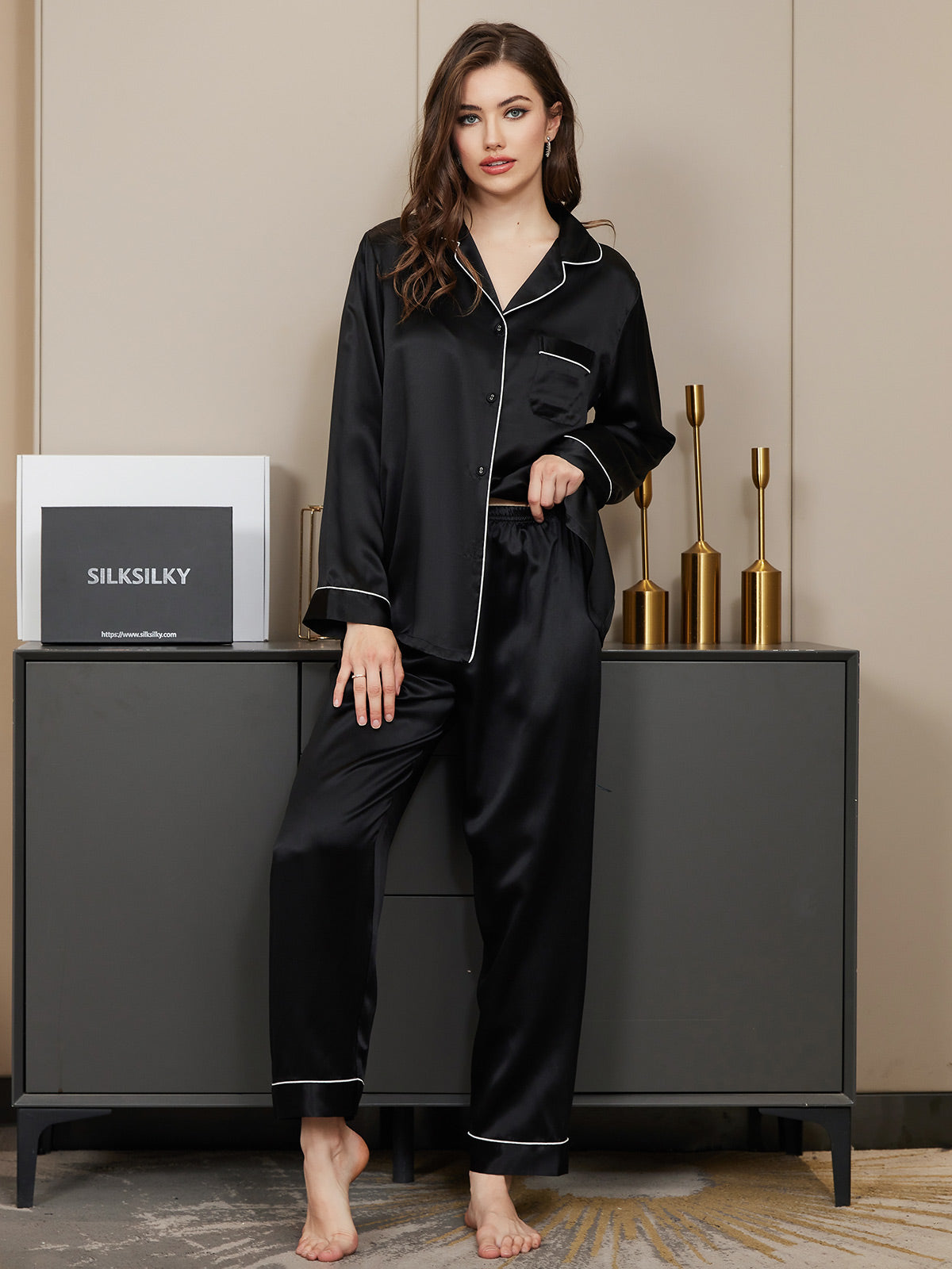 SilkSilky  22Momme Pure Silk Long Sleeve Lapel Women's Pajamas Black 001