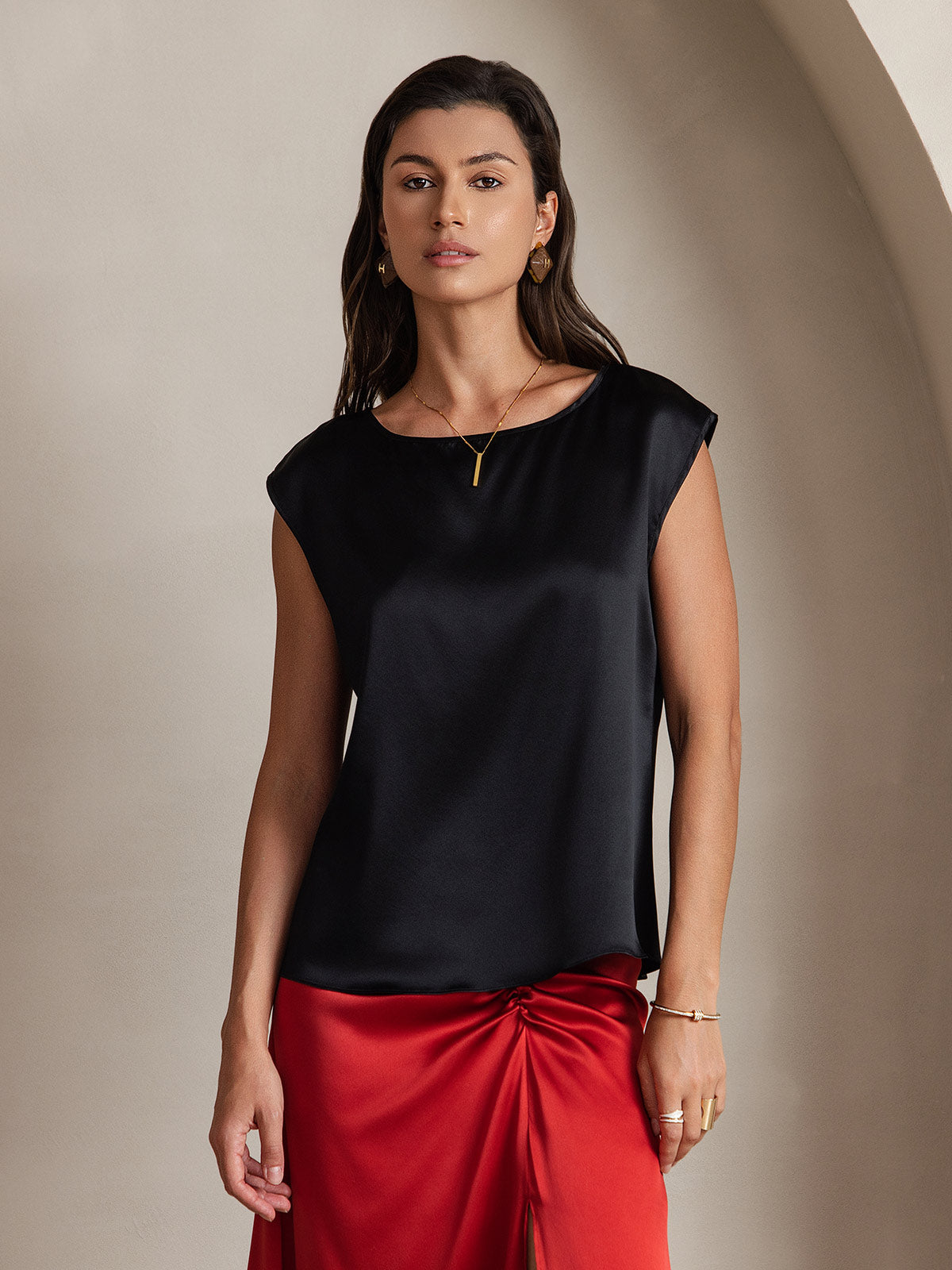 [Black] SilkSilky  19Momme Silk Round Neck Women's T-Shirt 001