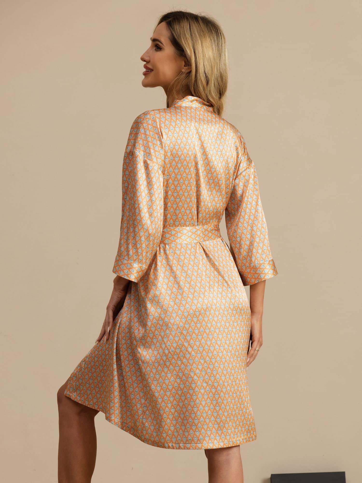 [Yellow Heart Geo] SilkSilky  3/4 Sleeve Women's Robe 002