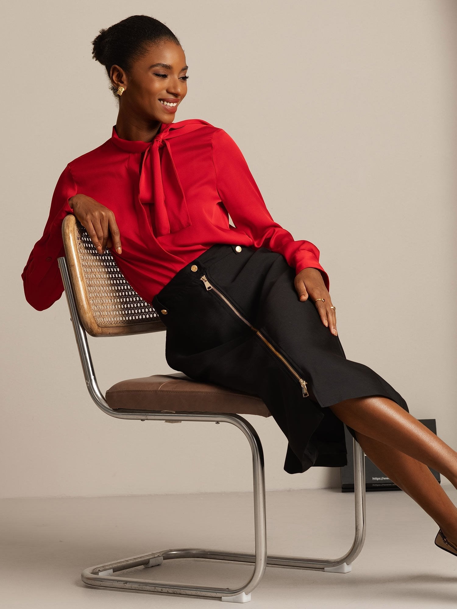 [Black] SilkSilky  32Momme Silk Split Skirt 008,