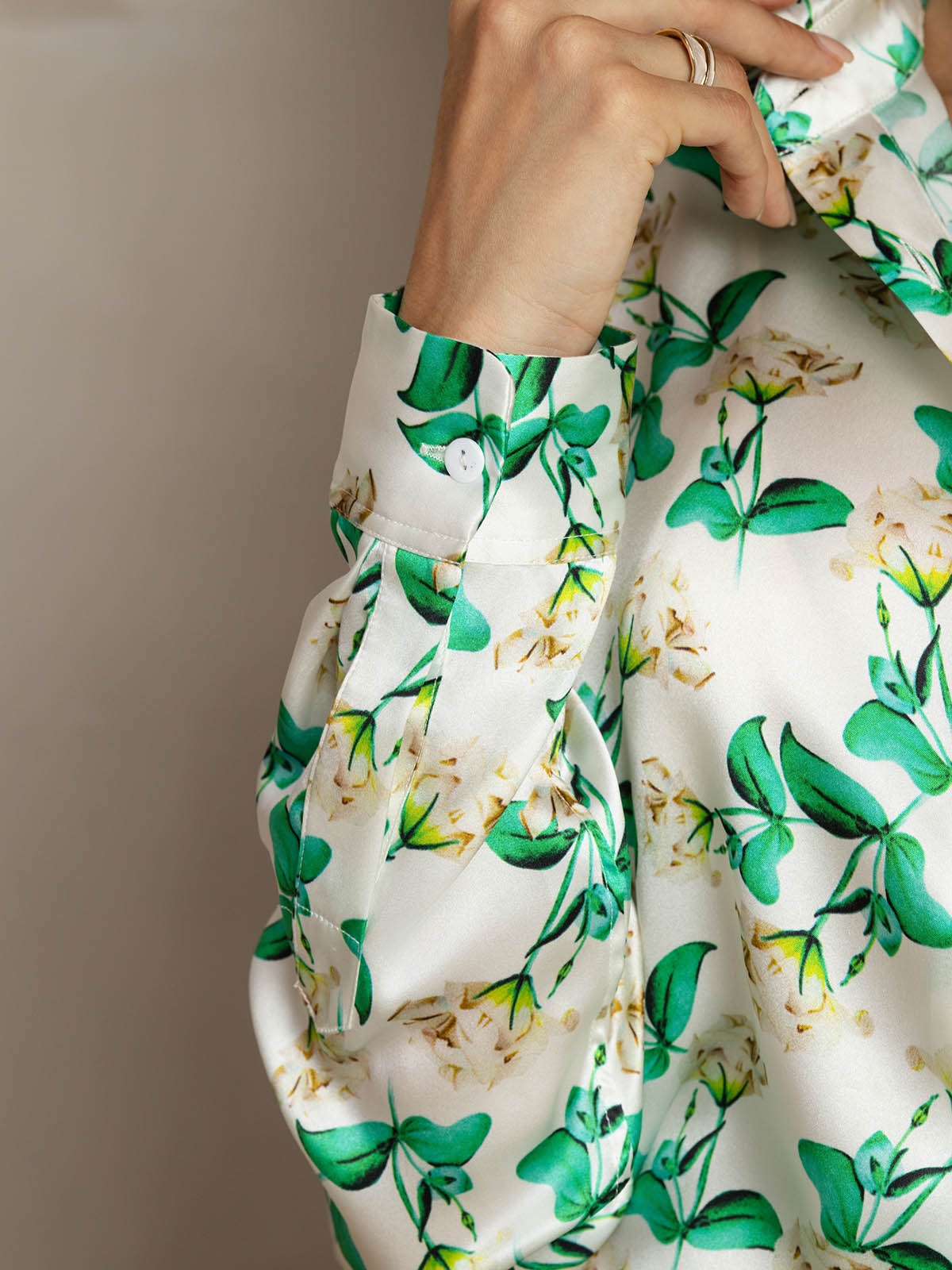 [Green Floral] SilkSilky  Silk Lapel Collar Women's Shirt 004