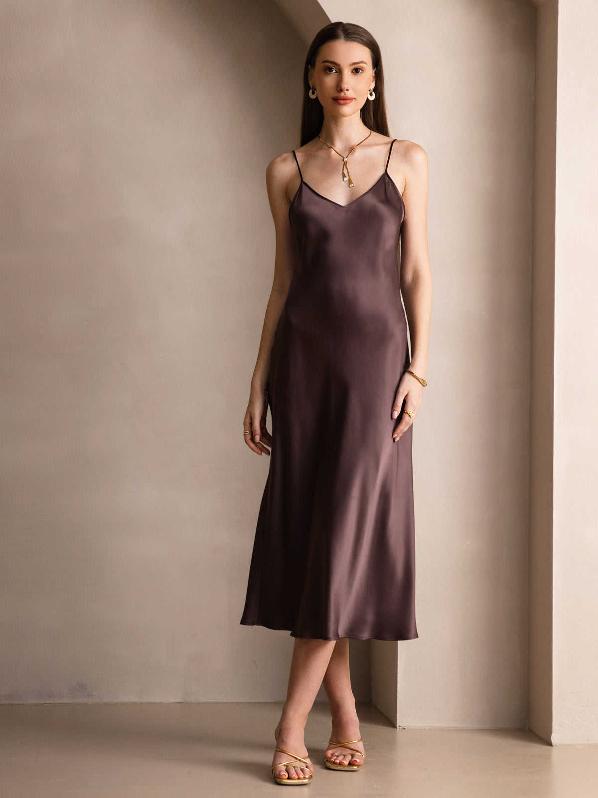 [Coffee] SilkSilky  Pure Silk Round Neck Dress 001