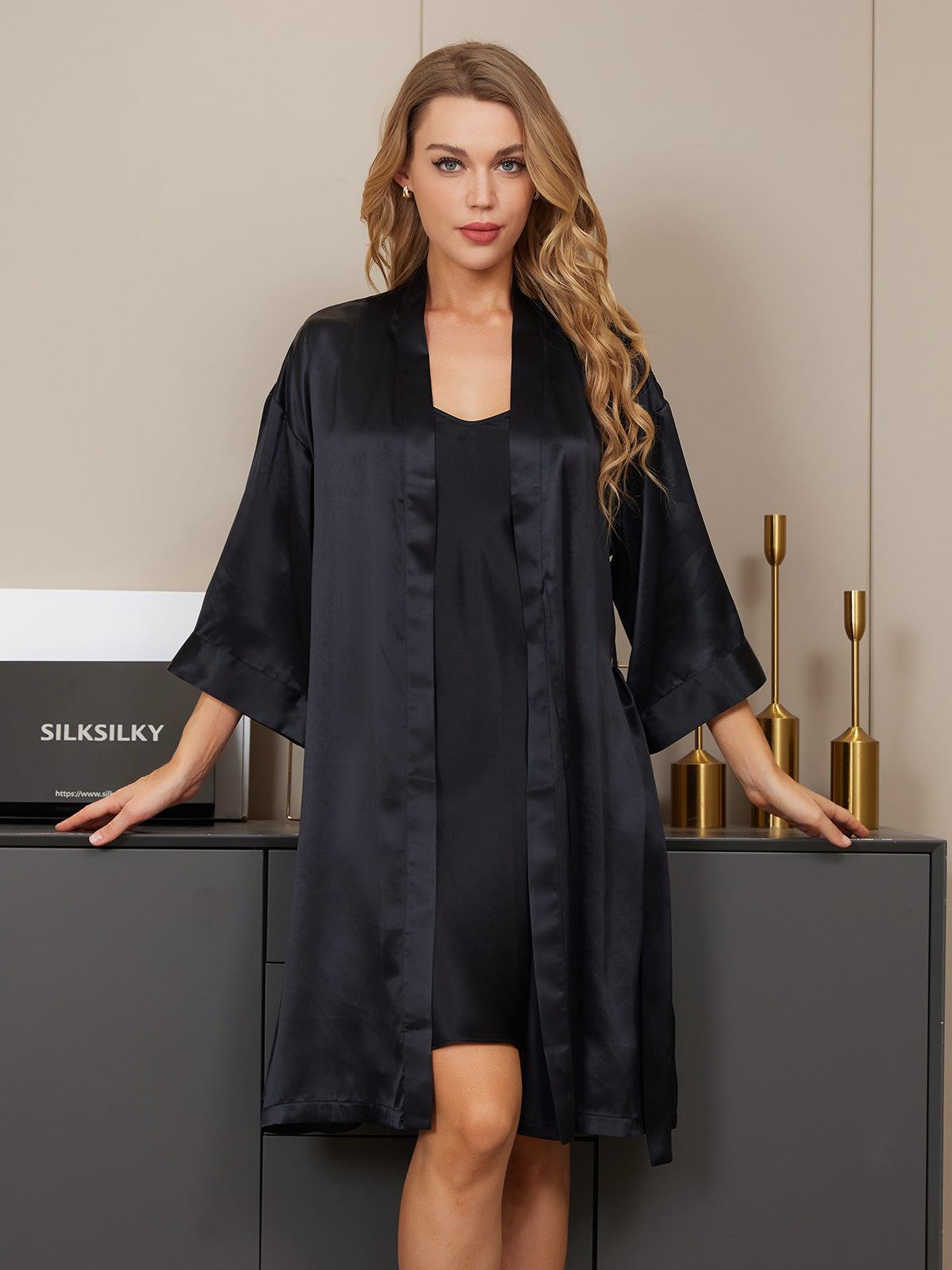 SilkSilky  Pure Silk 3/4 Sleeve Nightgown&Robe Set Black 005