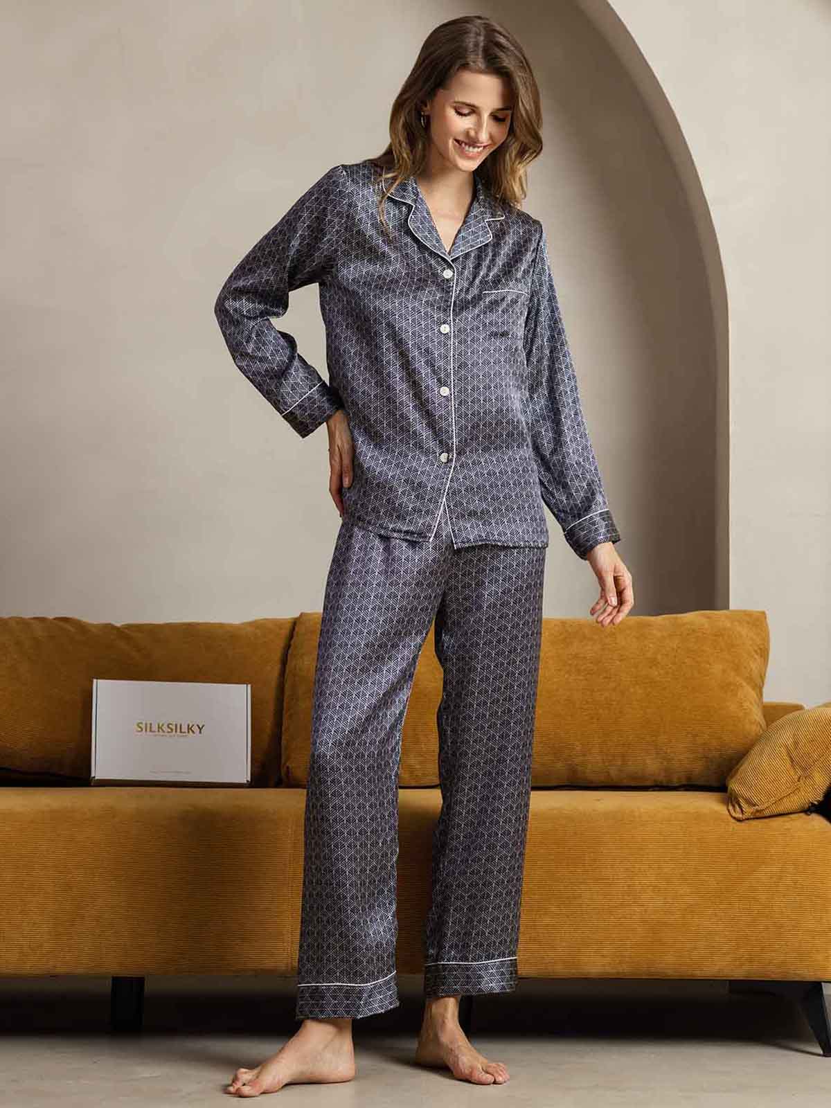 [Navy Ginkgo] SilkSilky  Pure Silk Womens Pajamas 005