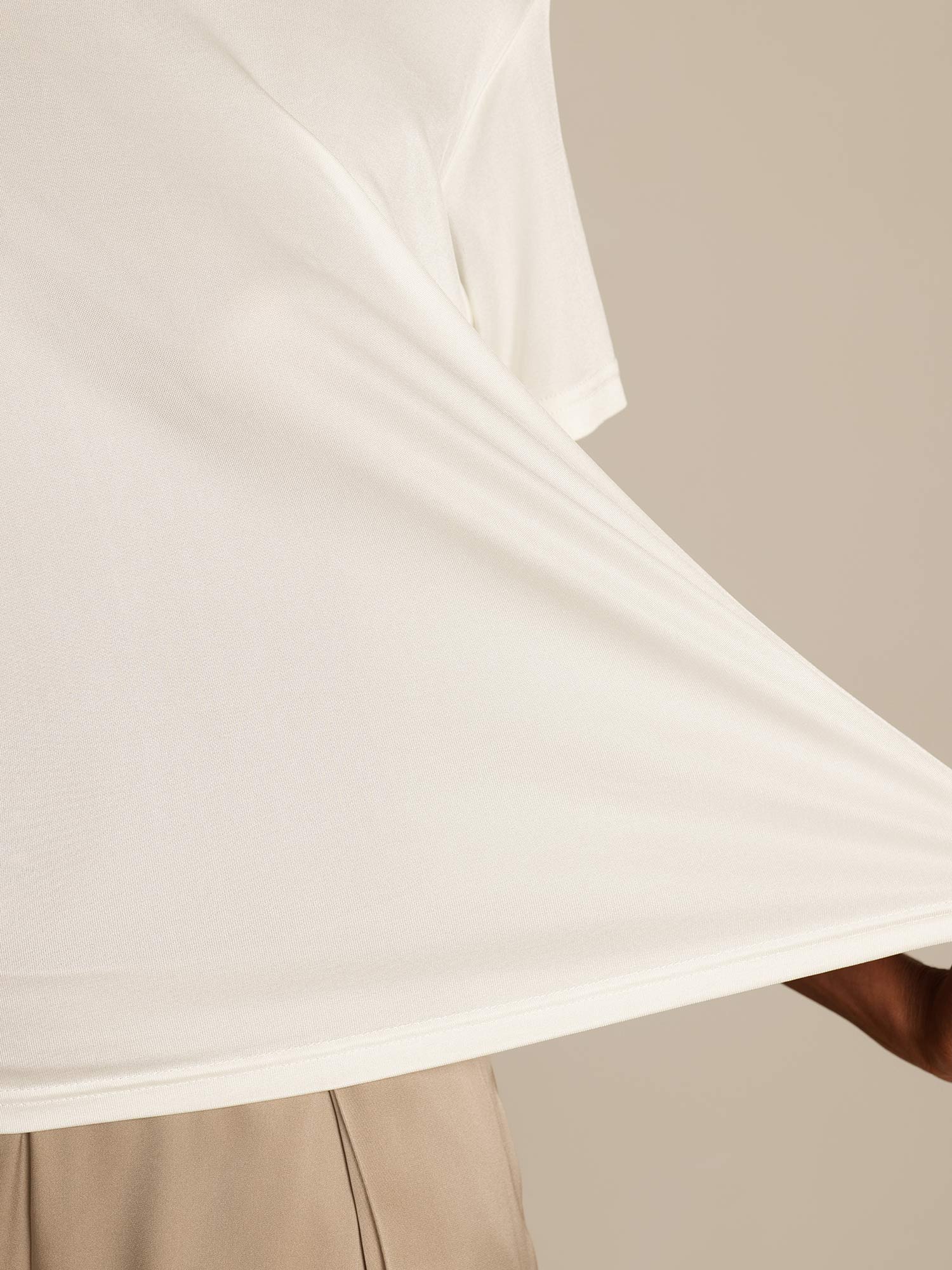 [White] SilkSilky  Silk Knitted Round Neck Women's T-Shirt 005,