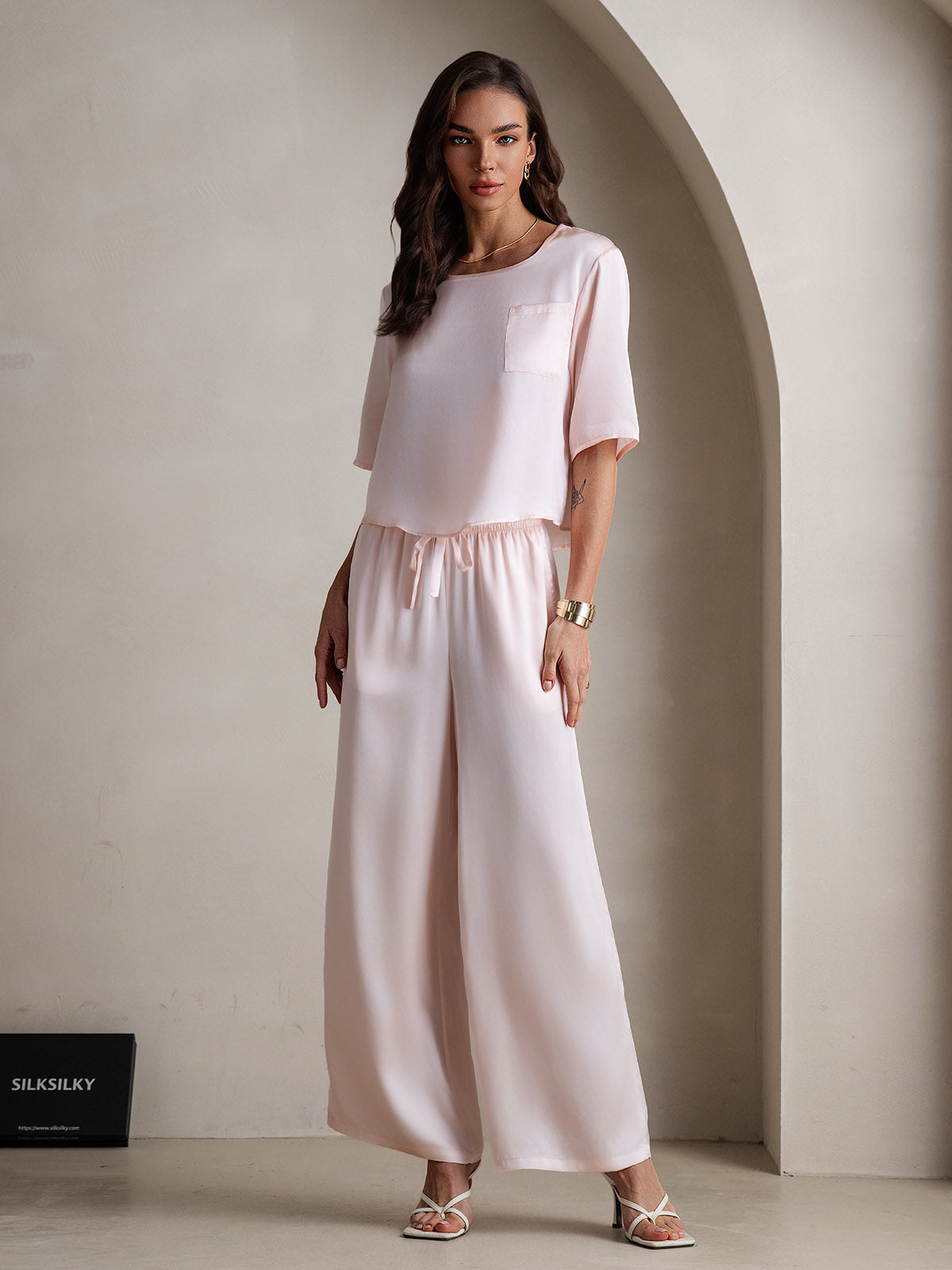 [Pink] SilkSilky  Half Sleeve Round Neck Women's Pajamas 004