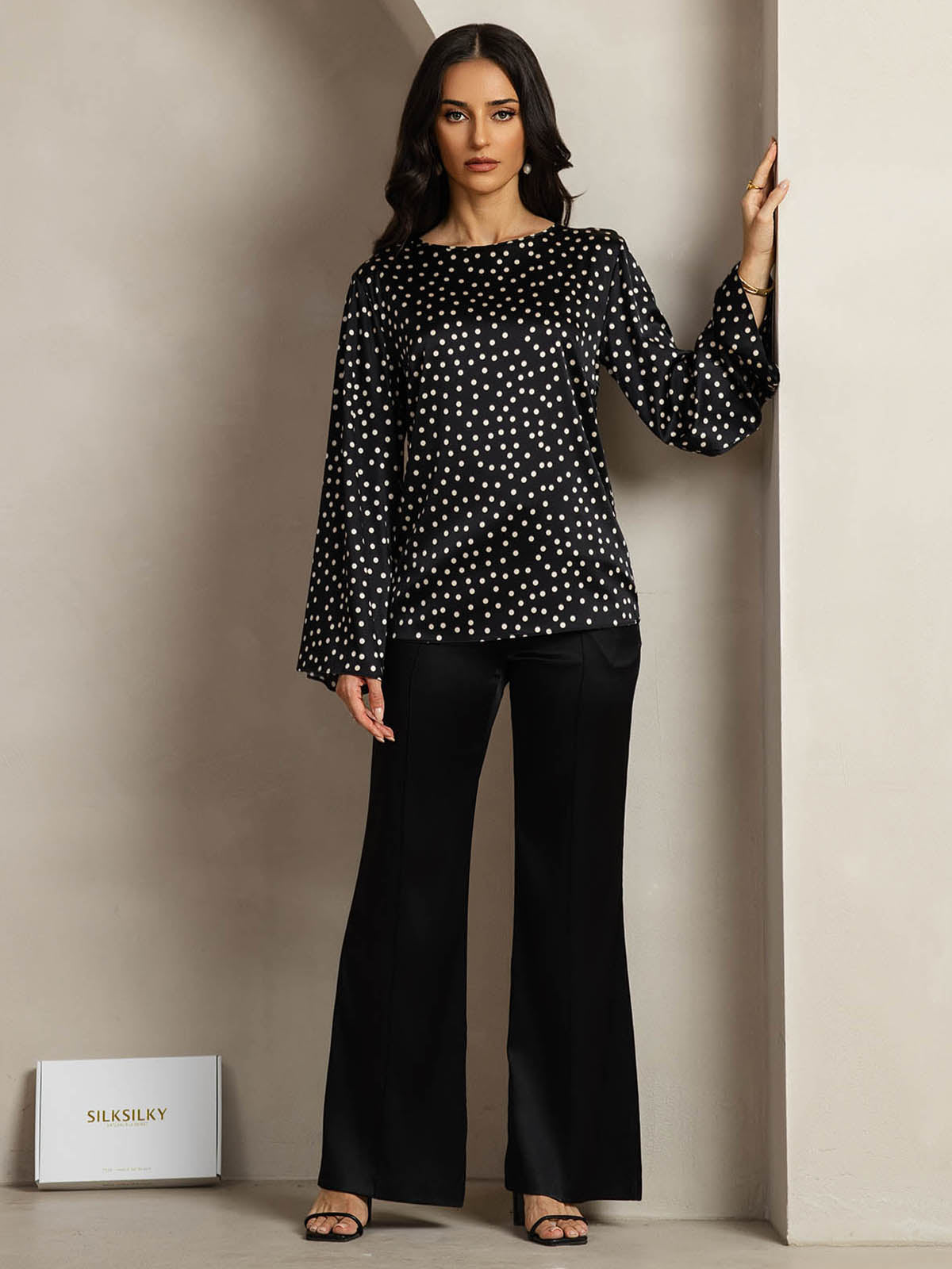 [Polka Dot] SilkSilky  19Momme Silk Round Neck Women's T-Shirt 003