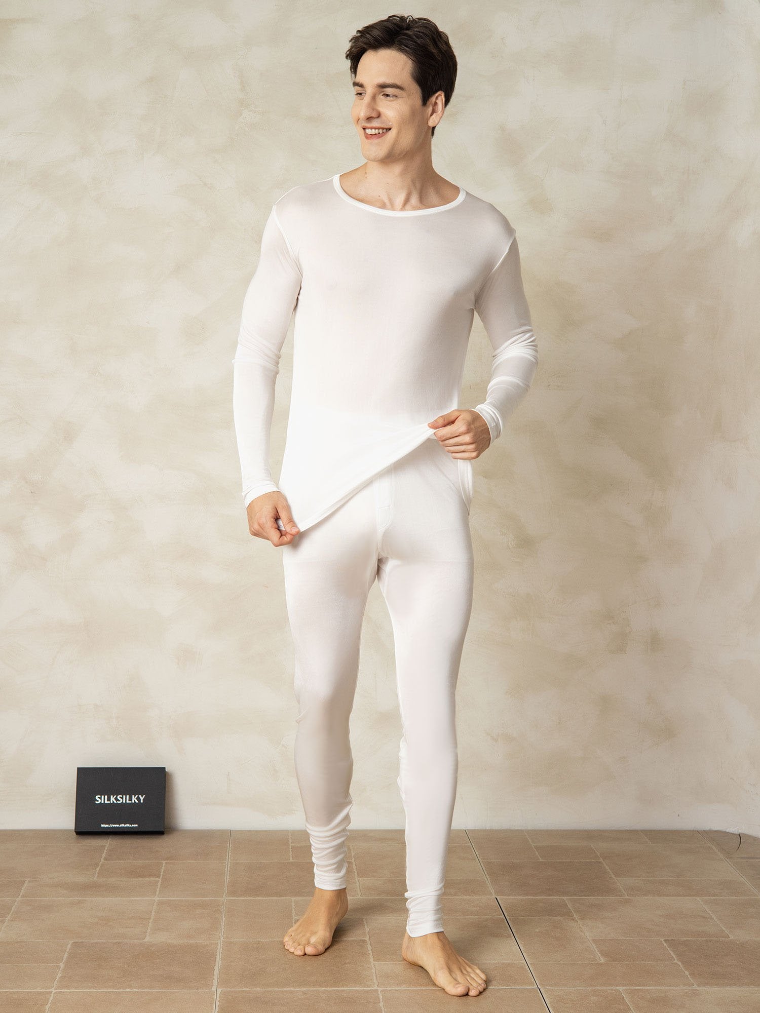 [White] SilkSilky Silk Round Neck Men's Pajamas 003