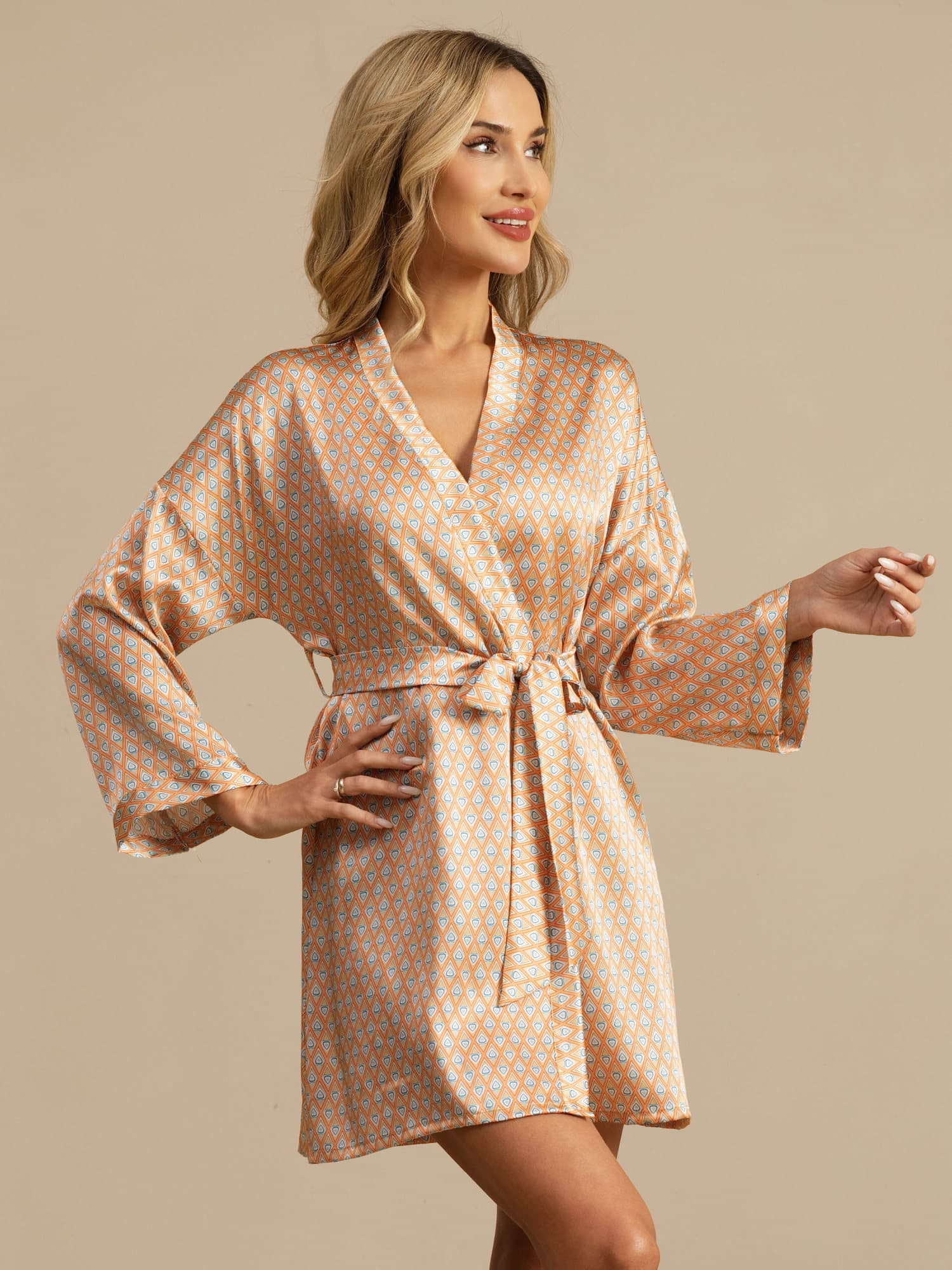 [Yellow Heart Geo] SilkSilky  Long Sleeve Women's Robe 001