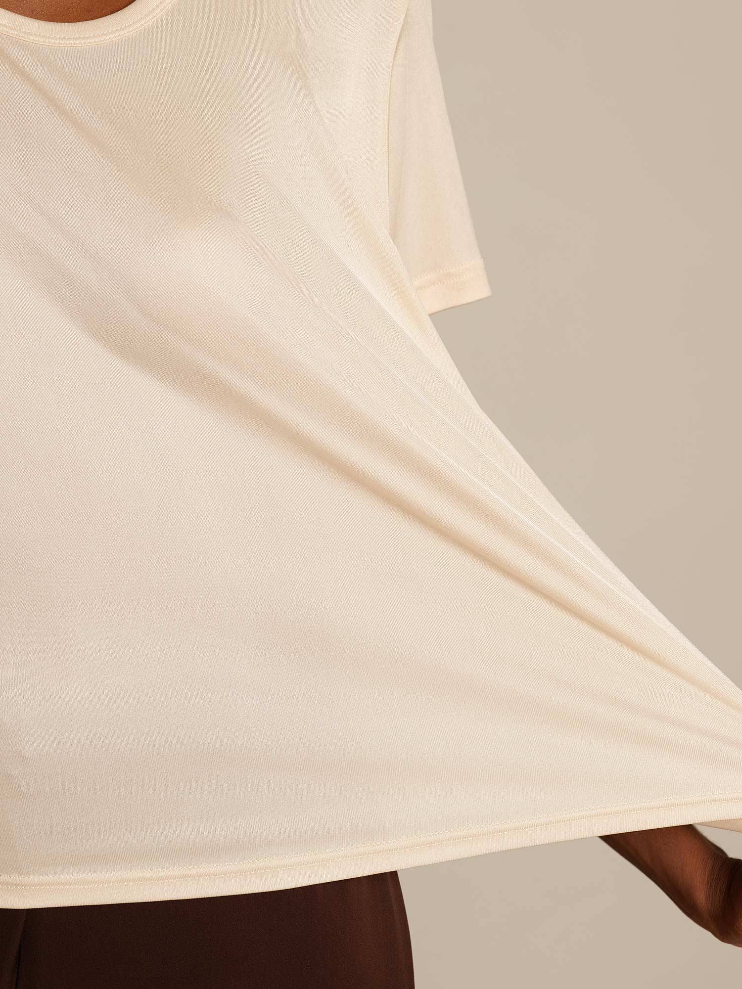 [Beige] SilkSilky  Silk Knitted Round Neck Women's T-Shirt 004,