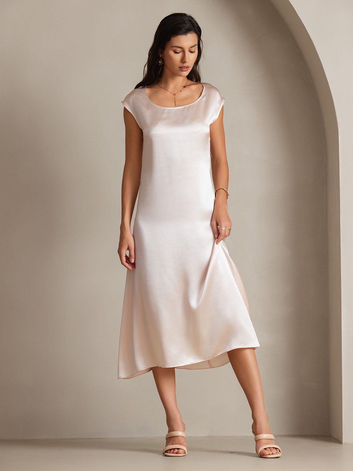 [Pink] SilkSilky  19Momme Silk Round Neck Dress 002