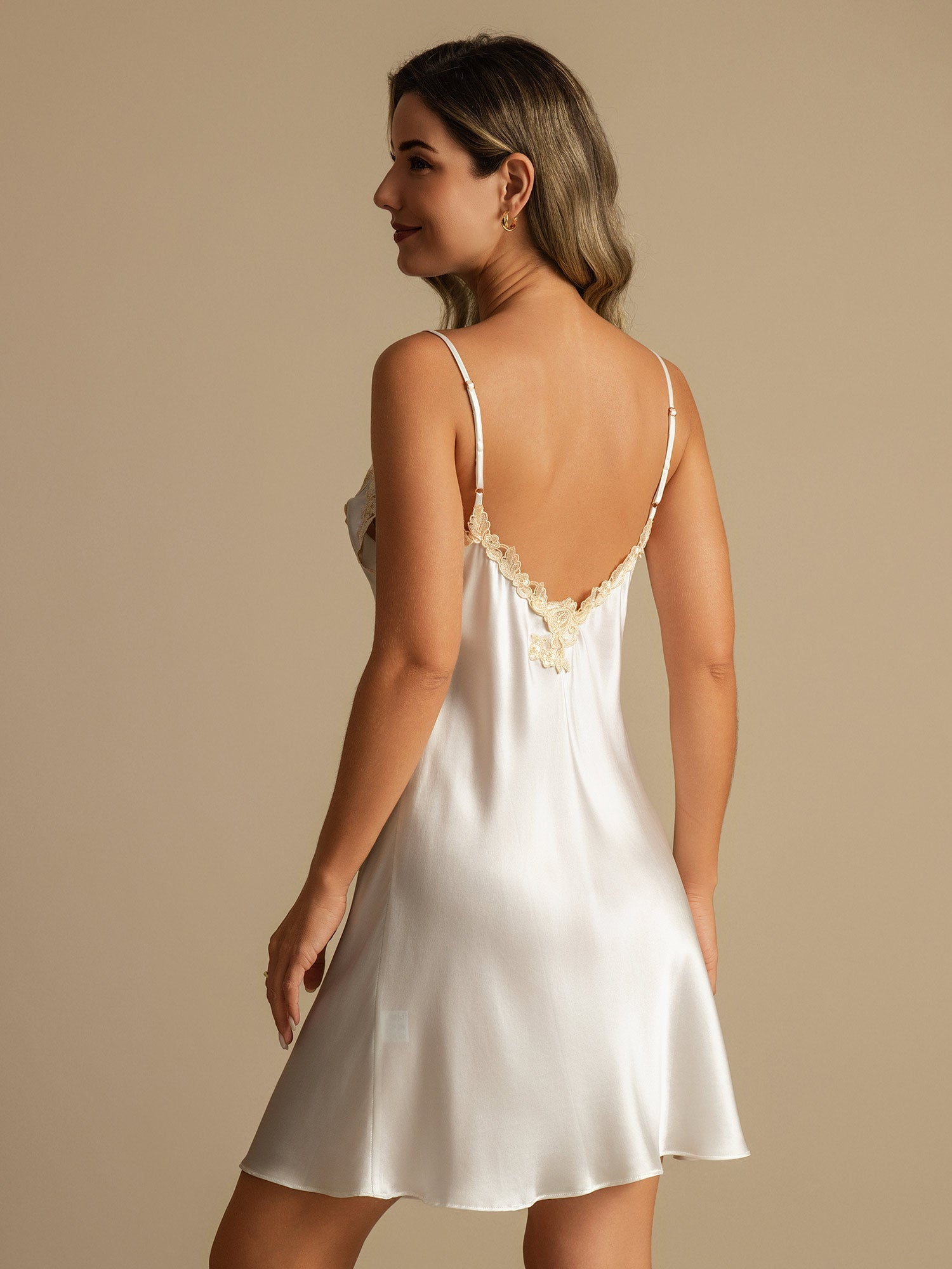 [White] SilkSilky  Pure Silk V Neck Nightgown 002,