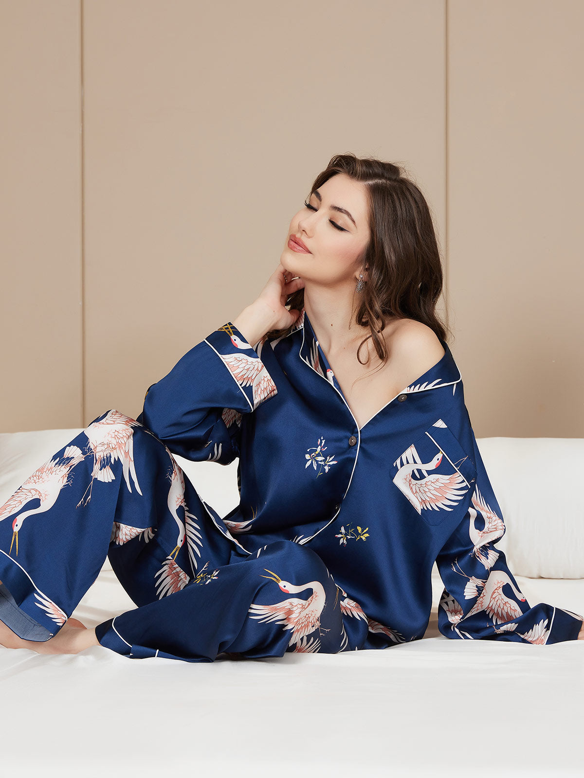 SilkSilky 19Momme Women's Crane Print Long Sleeve 100% Mulberry Silk Pajamas Set, Dark Blue / L(12)