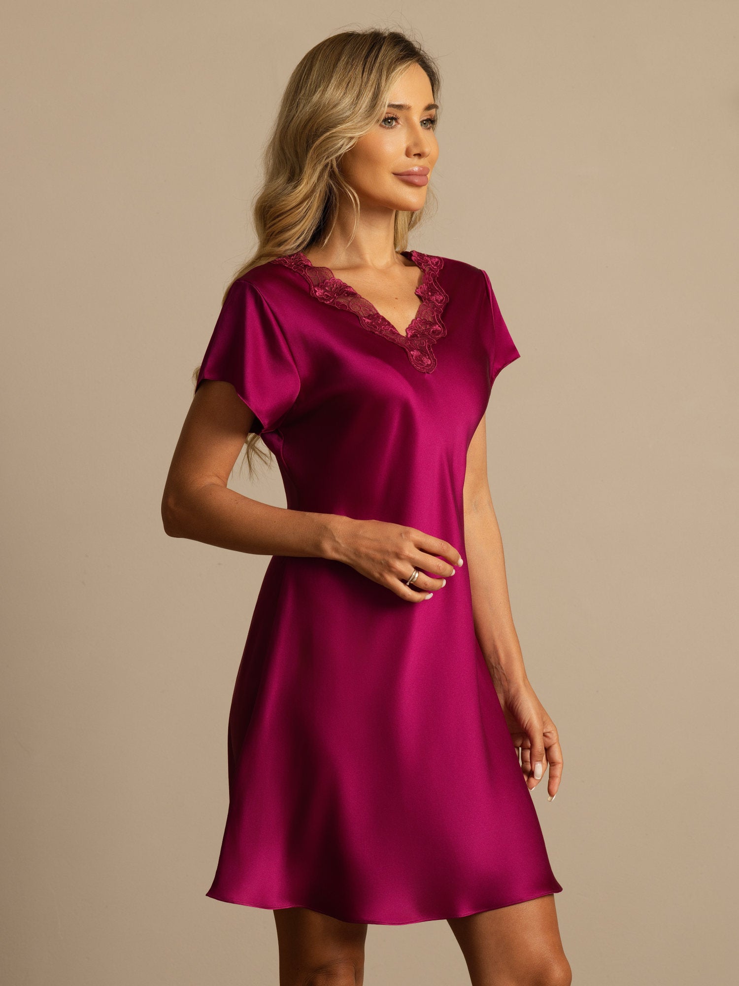 [Wine] SilkSilky  Short Sleeve V Neck Nightgown 006