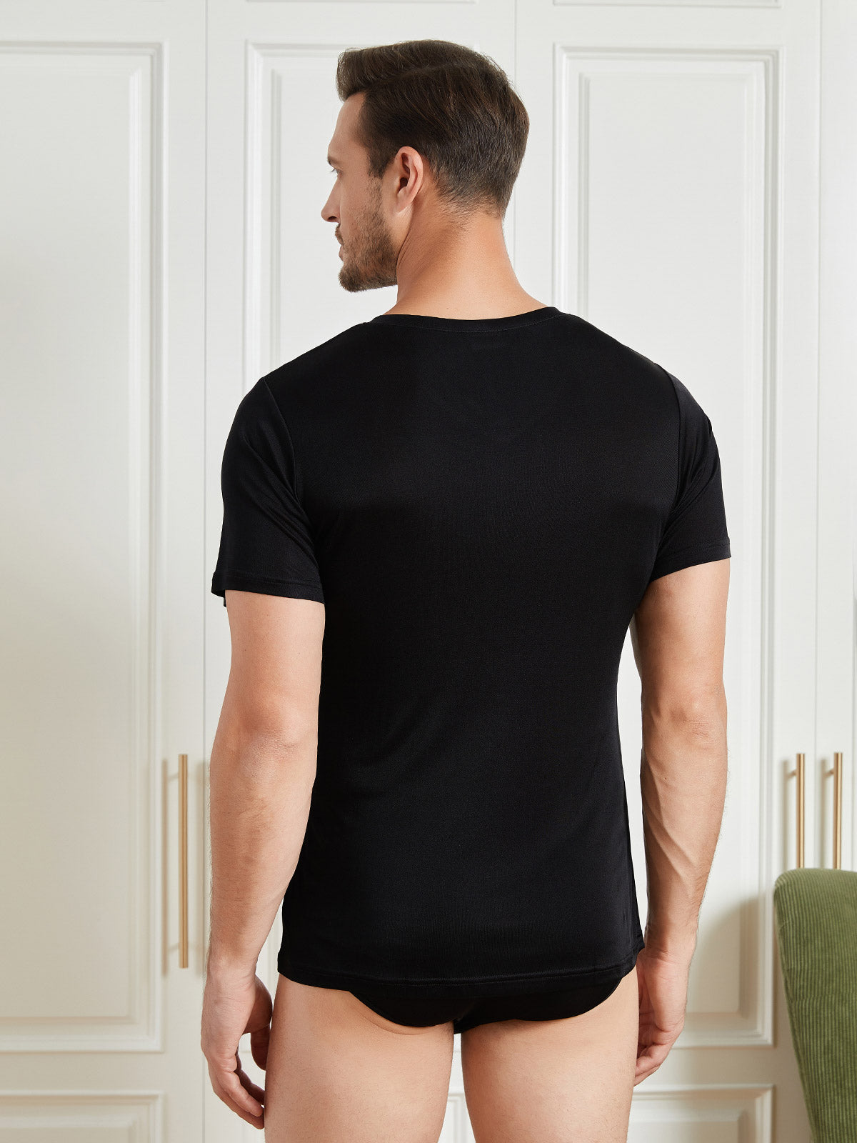 SilkSilky  Silk Knitted Short Sleeve V Neck Men's T-Shirt Black 002