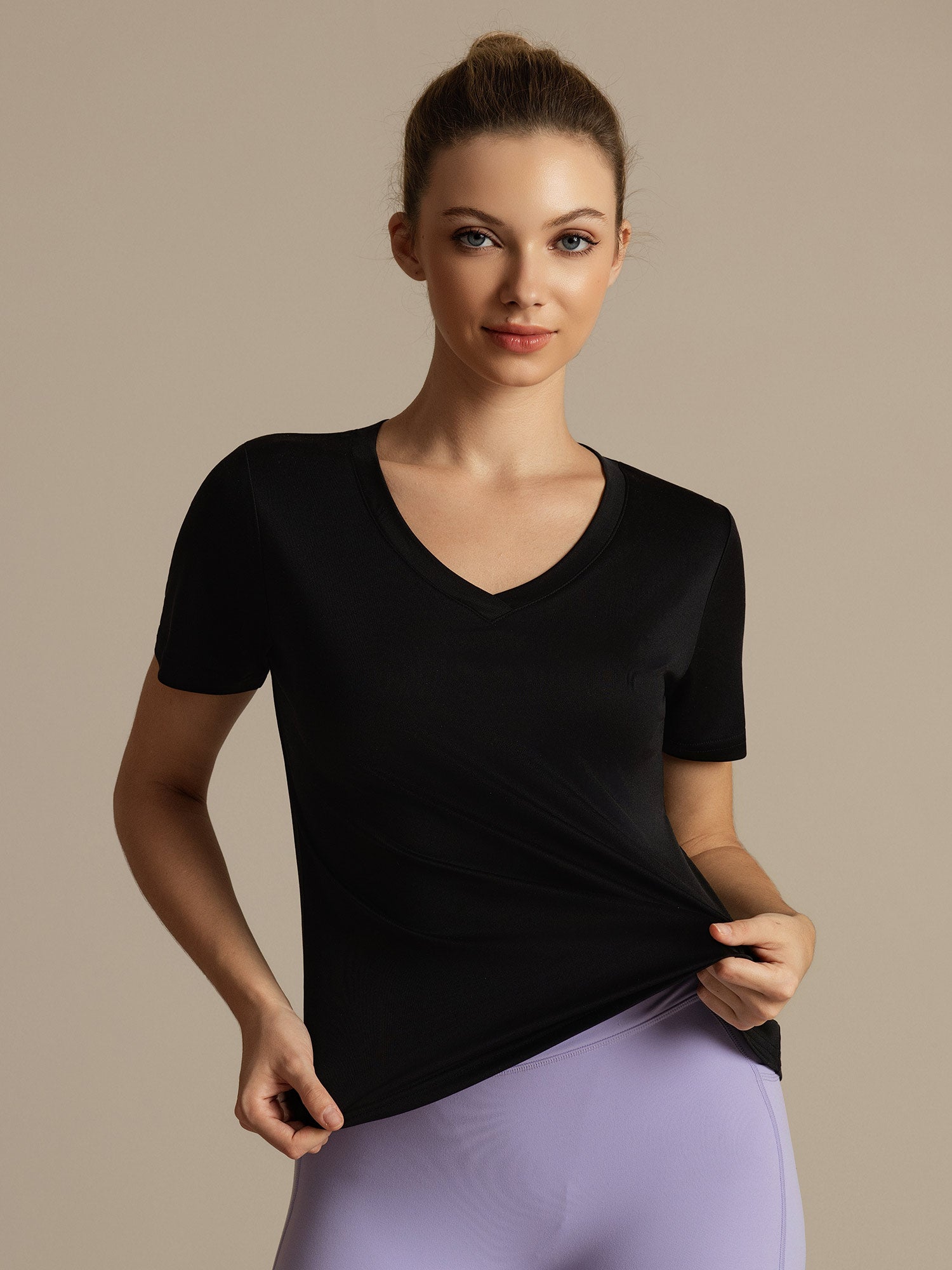 [Black] SilkSilky  100% High-Twist Silk Jersey Short Sleeve V Neck Women's T-Shirt 001