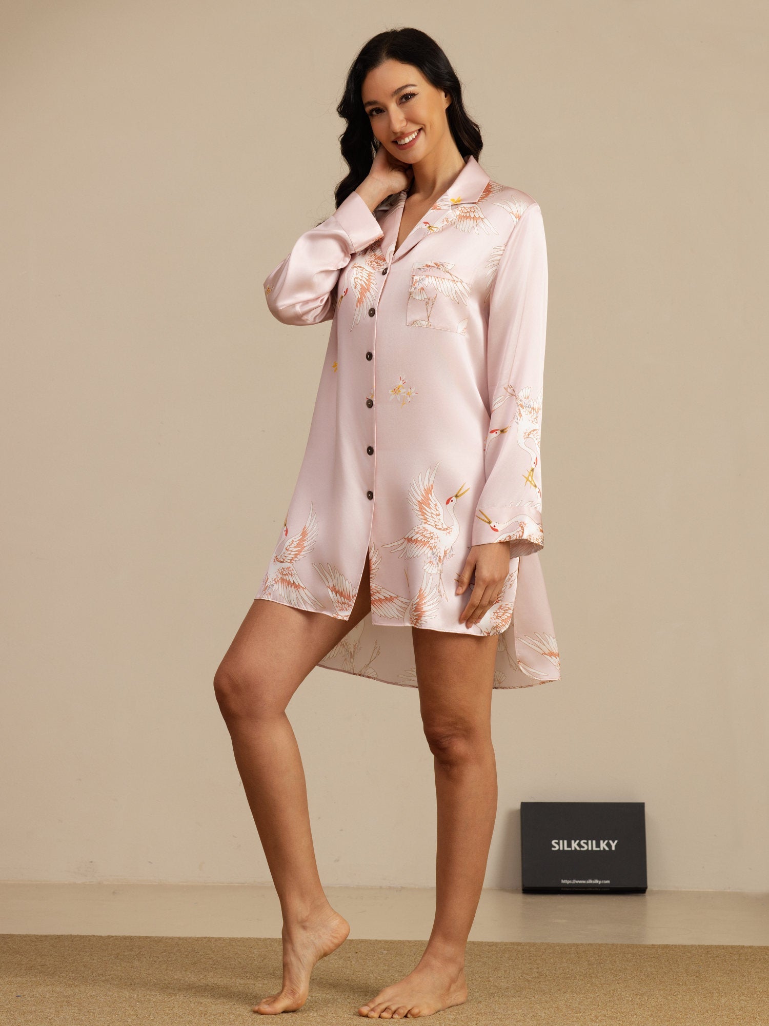 [Pink] SilkSilky  Long Sleeve Lapel Collar Nightshirt 001