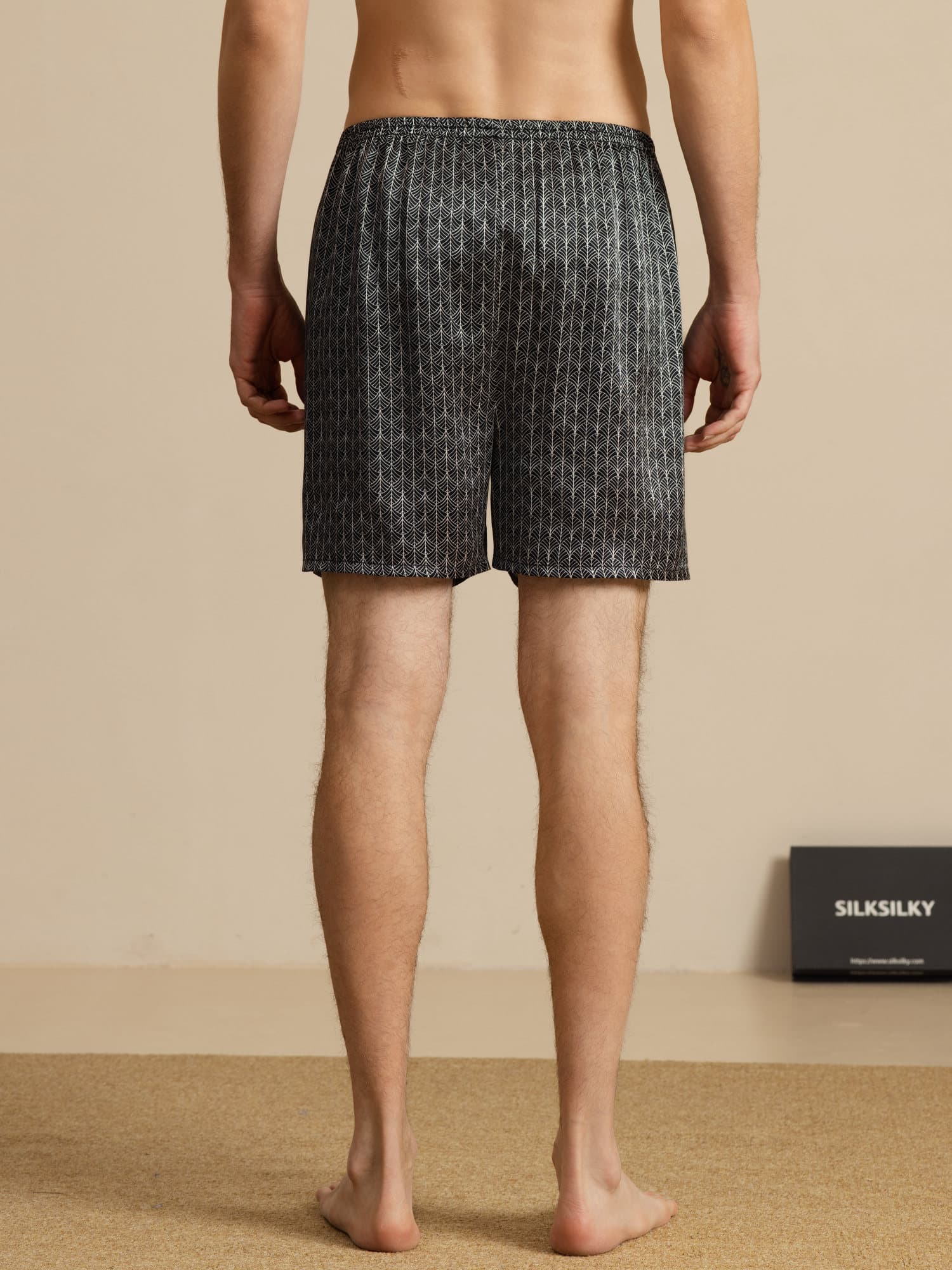 [Black Ginkgo] SilkSilky  Men's Sleep Shorts 002