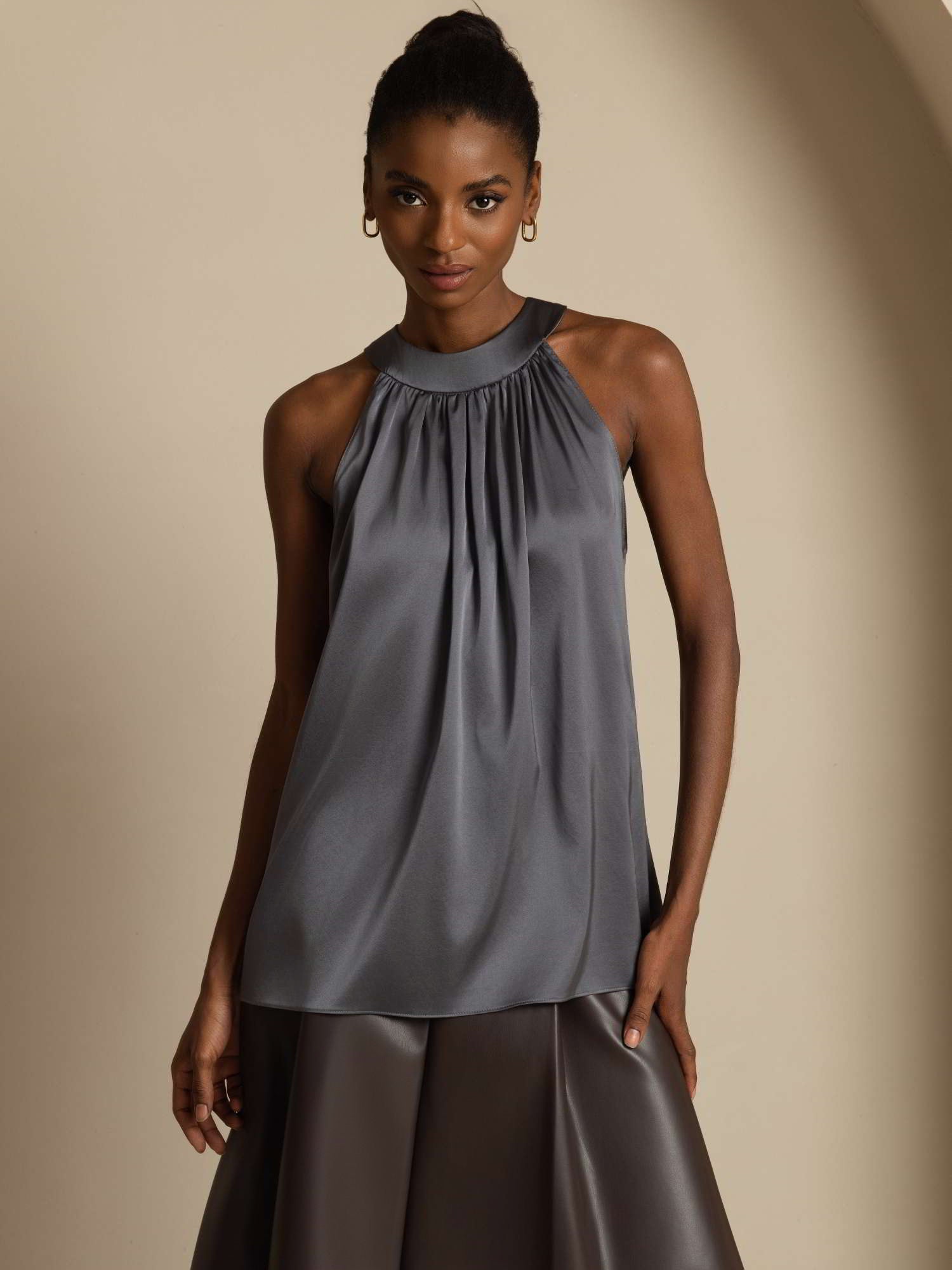 [Dark Gray] SilkSilky  19Momme Silk Sleeveless Womens T-Shirt 001