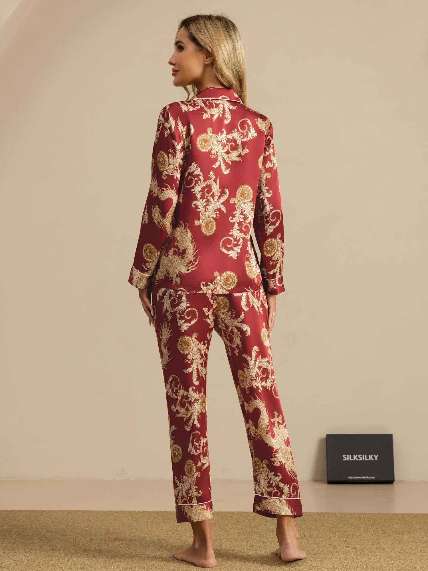 [Wine Dragon] SilkSilky  Long Sleeve Notch Collar Women's Pajamas 002