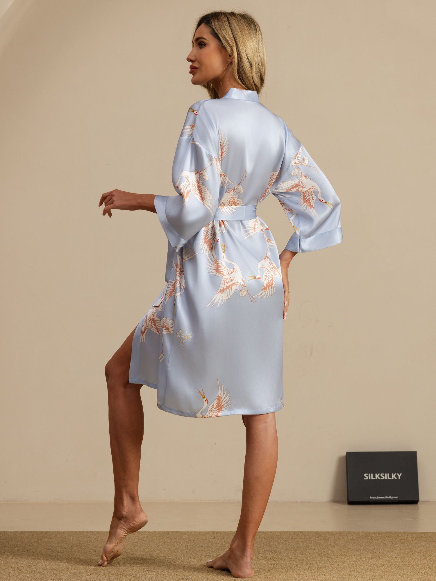 [Light Blue] SilkSilky  19Momme 3/4 Sleeve Women's Robe 002