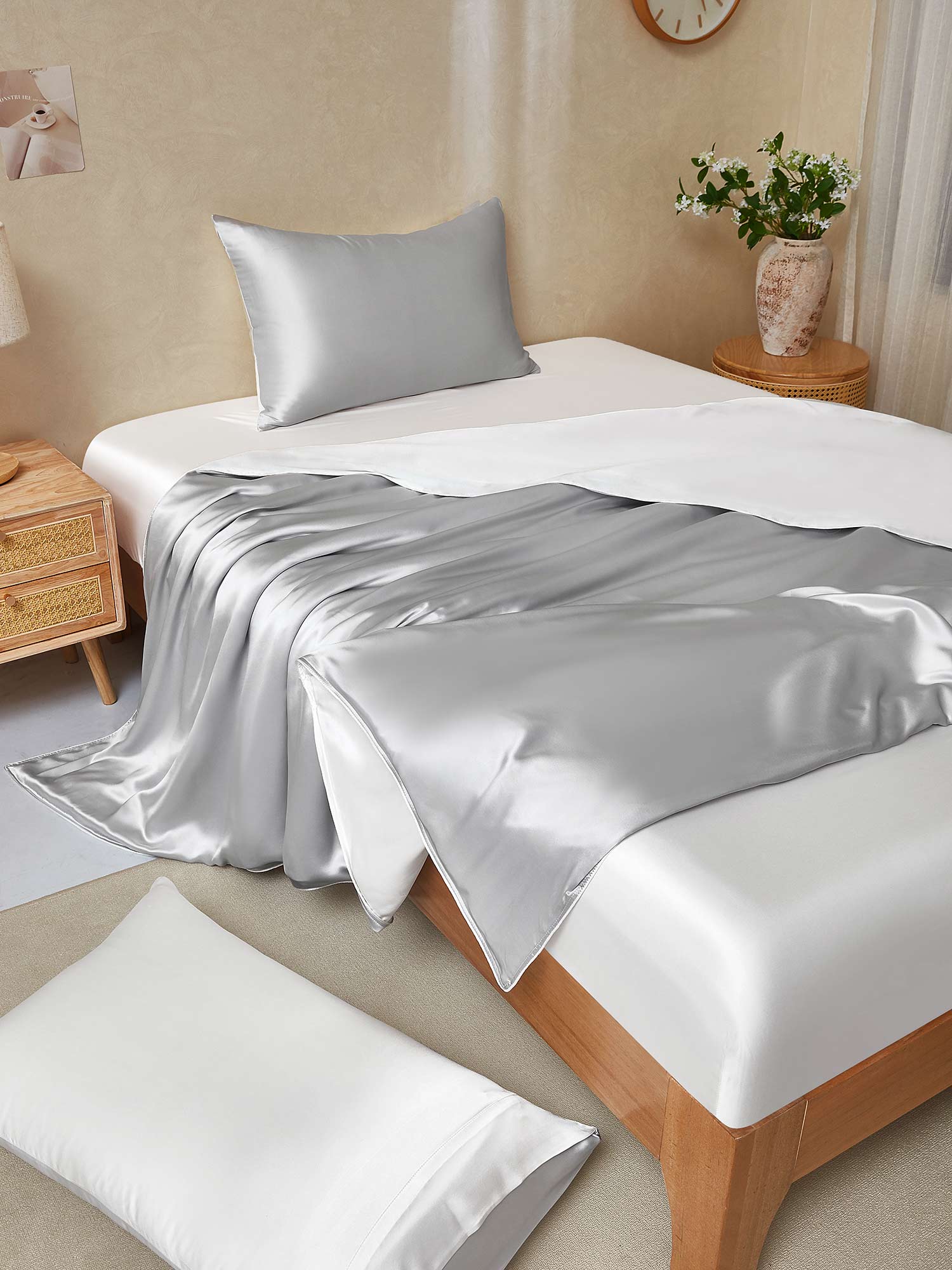 [LightGray+White] SilkSilky  22Momme Pure Silk Bedding Set 001,