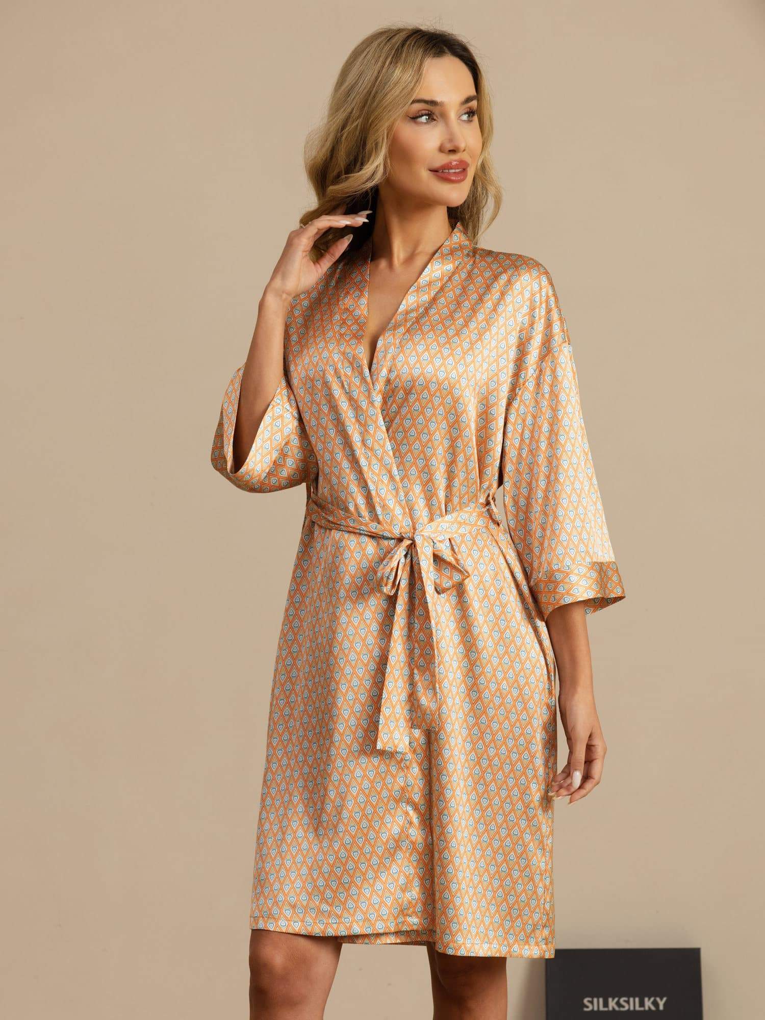 [Yellow Heart Geo] SilkSilky  3/4 Sleeve Women's Robe 004