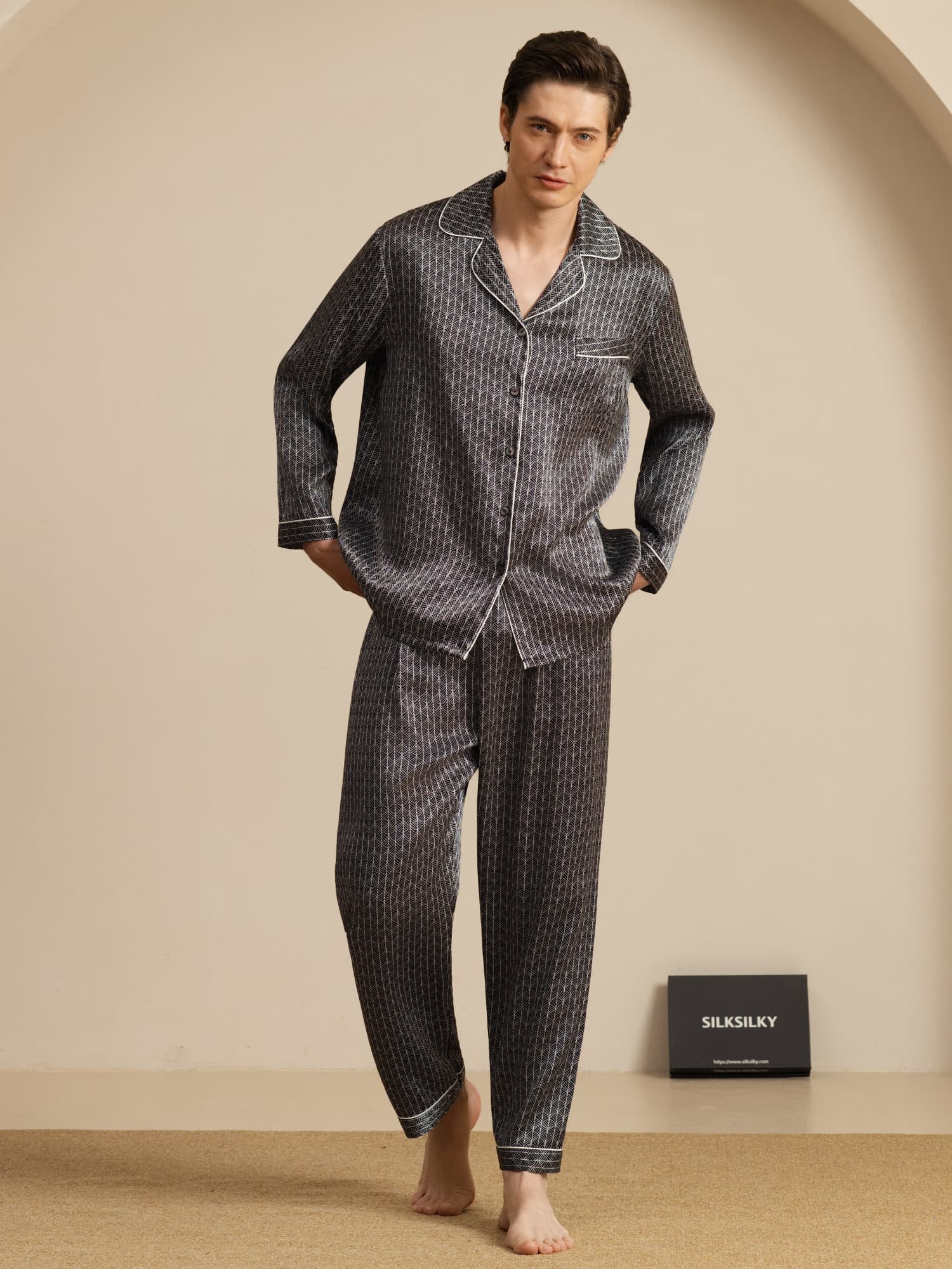 [Black Ginkgo] SilkSilky  19Momme Long Sleeve Notch Collar Men's Pajamas 008