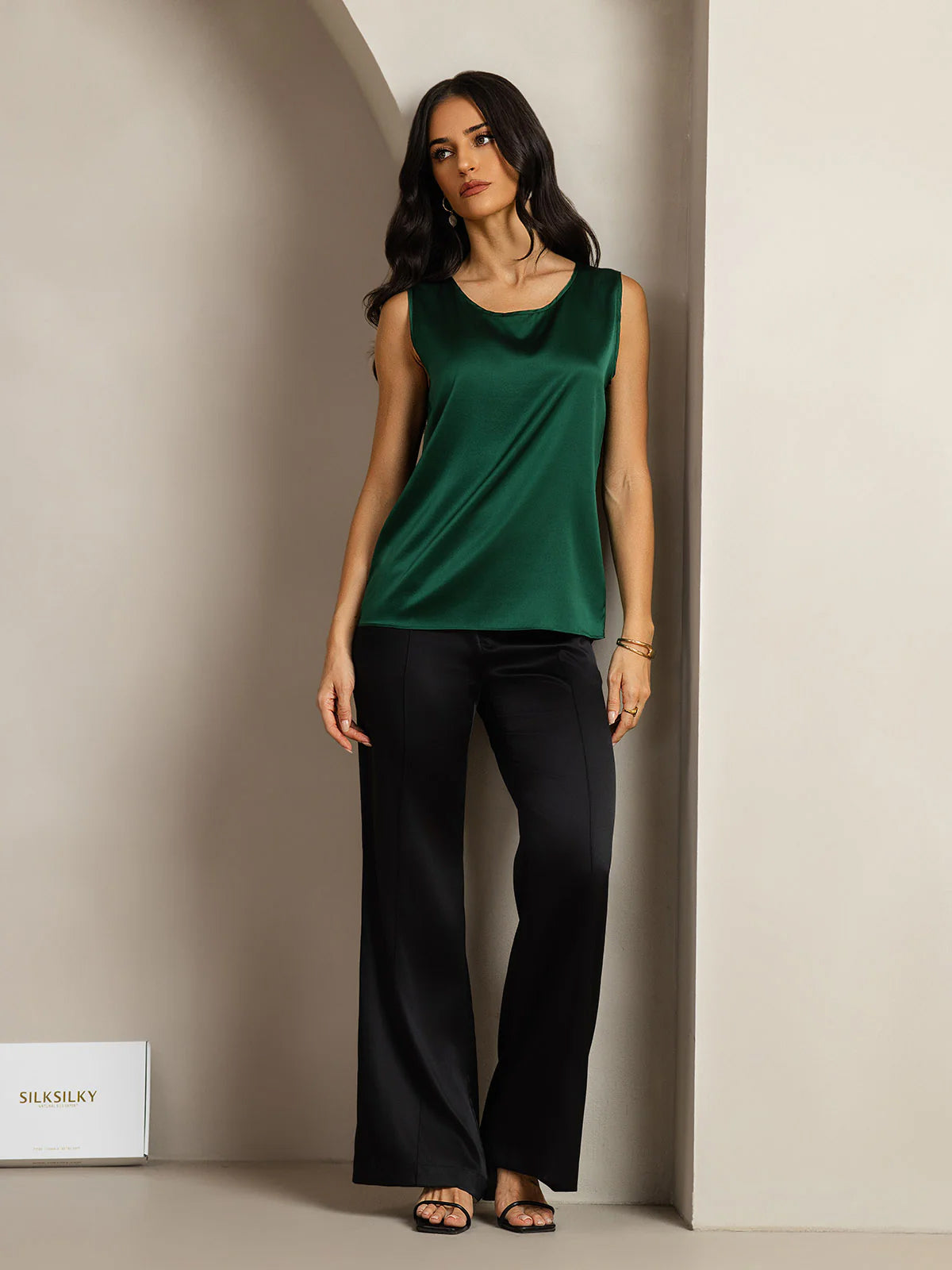 [Dark Green] SilkSilky  19Momme Silk Round Neck Camisole Top 009
