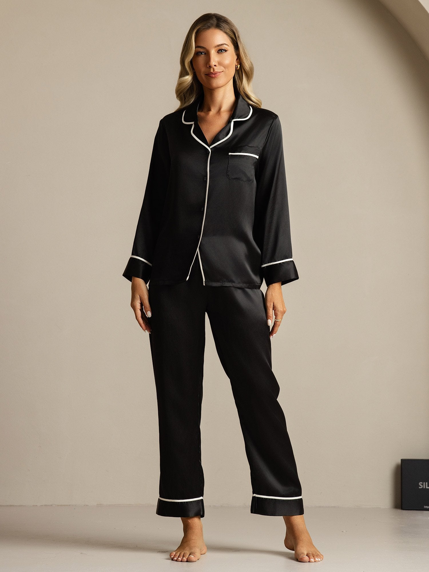 [Black] SilkSilky Pure Silk Lapel Collar Women's Pajamas 003