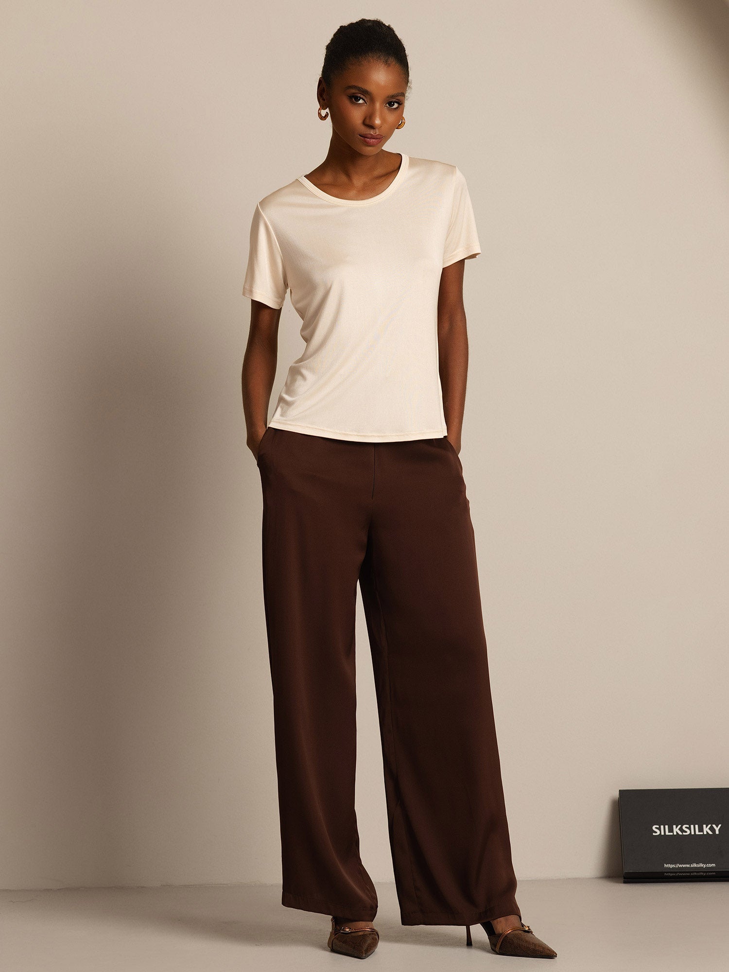 [Beige] SilkSilky  Silk Knitted Round Neck Women's T-Shirt 005,