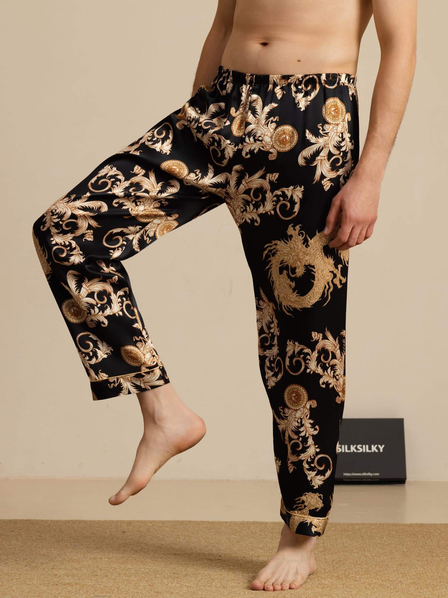 [Black Dragon] SilkSilky  Men's Sleep Shorts 001