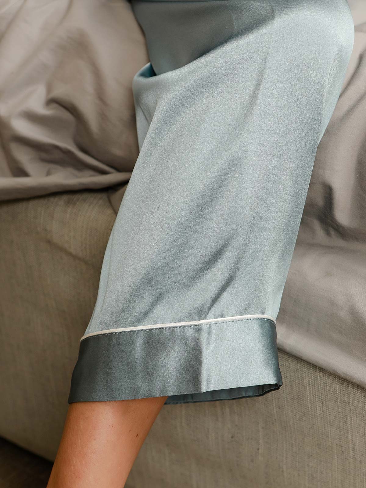 [Light Blue] SilkSilky  Long Sleeve Notch Collar Women's Pajamas 004