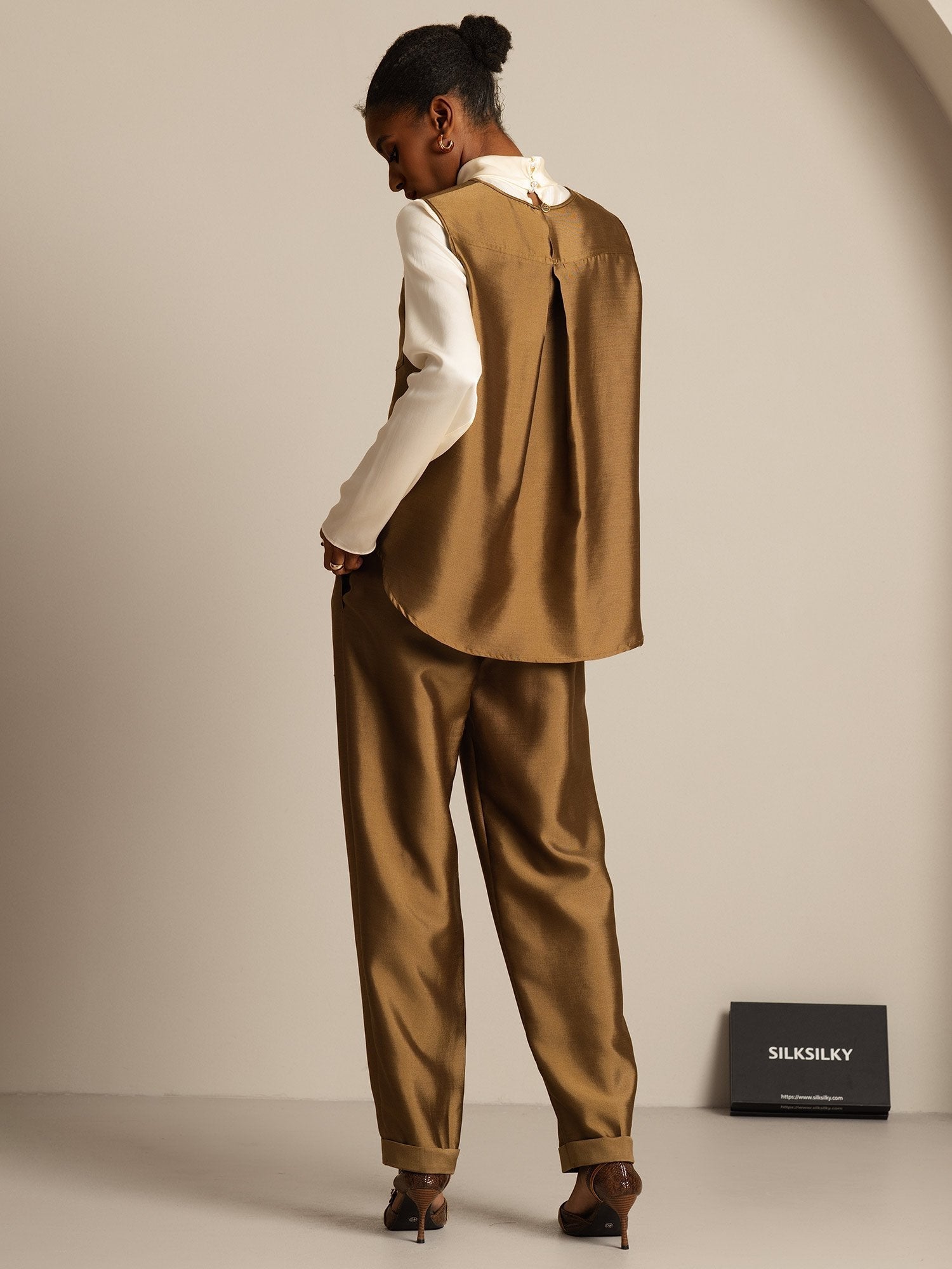 [Bronze] SilkSilky  32Momme Silk Womens Vest 007,