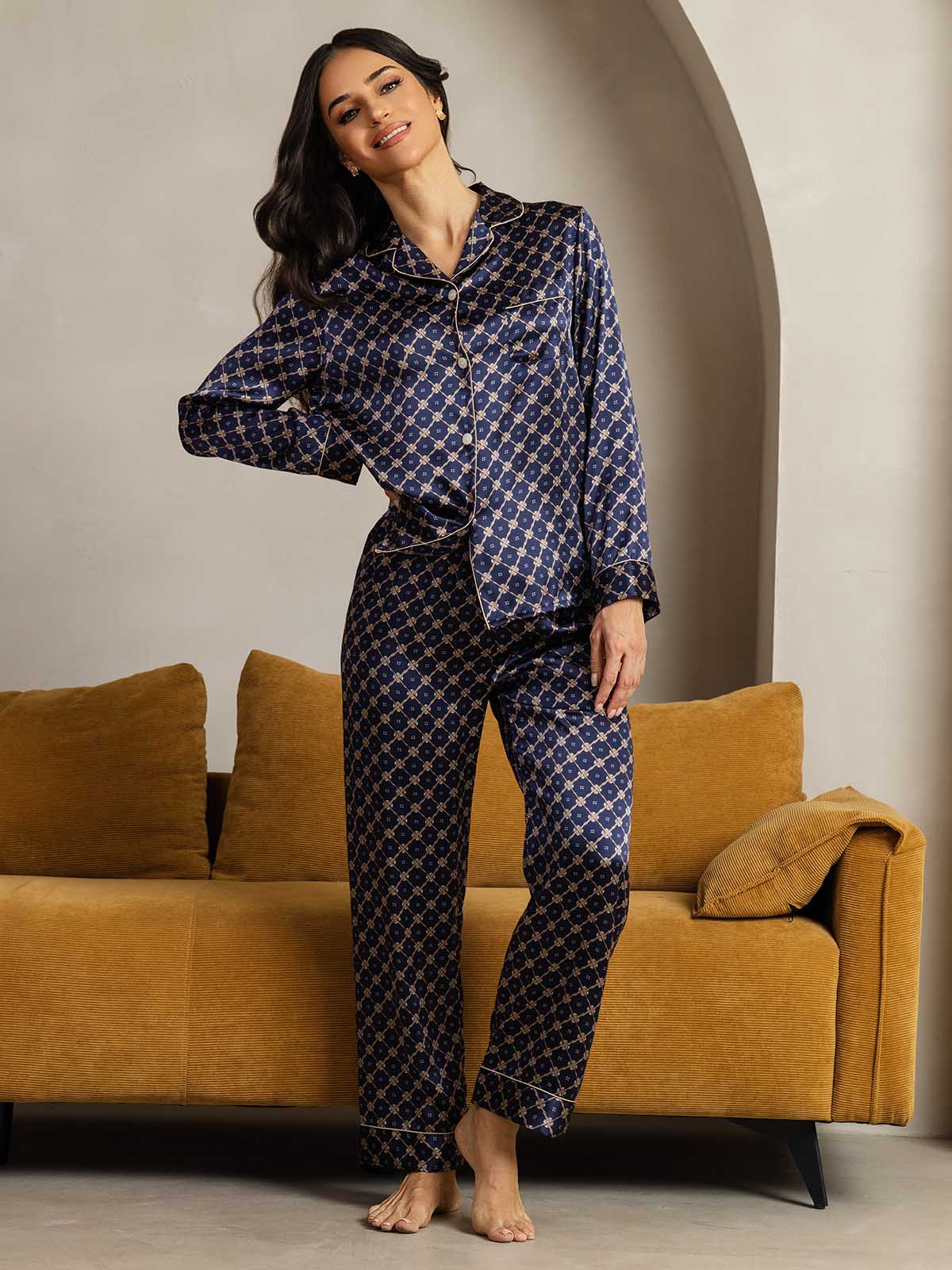 [Navy Chain] SilkSilky  Pure Silk Womens Pajamas 001