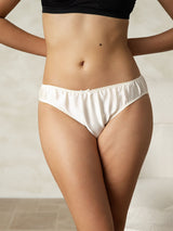 [White] SilkSilky  Panty 001