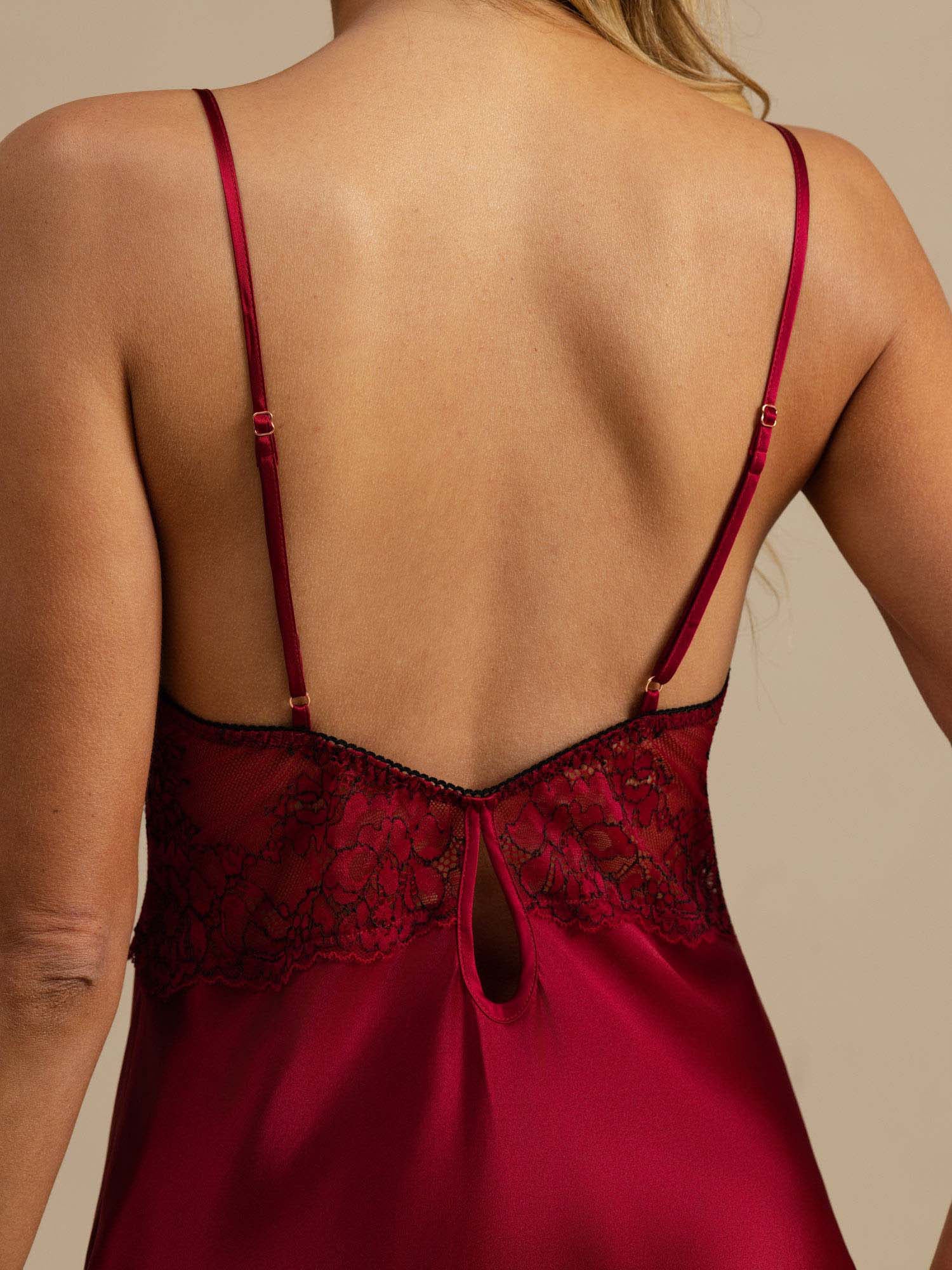 [Wine] SilkSilky  Spaghetti Strap V Neck Nightgown 006