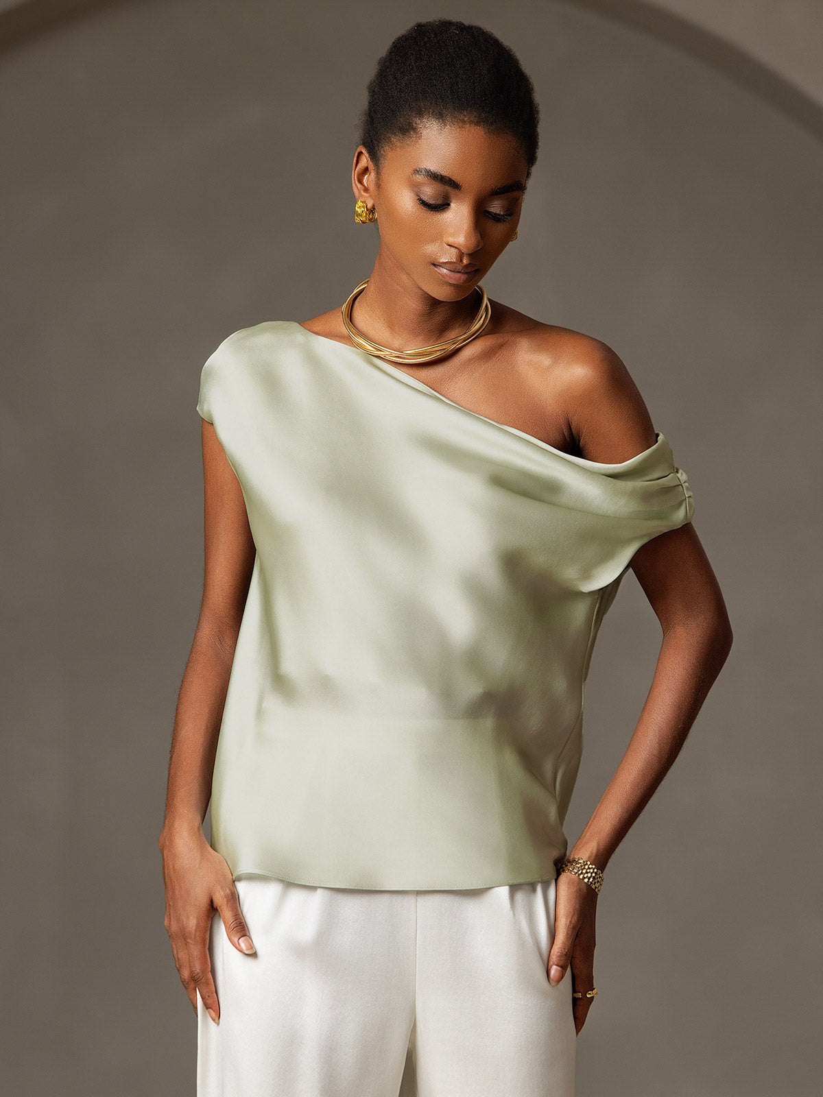 SilkSilky-US-19Momme-Silk-Blend-Sleeveless-One-Shoulder-Women's-T-Shirt-Light-Green-003