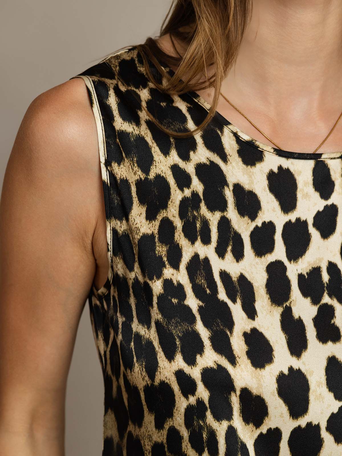 [Leopard] SilkSilky  19Momme Silk Round Neck Camisole Top 004