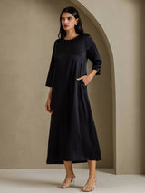 [Black] SilkSilky 3/4 Sleeve Round Neck Dress 006
