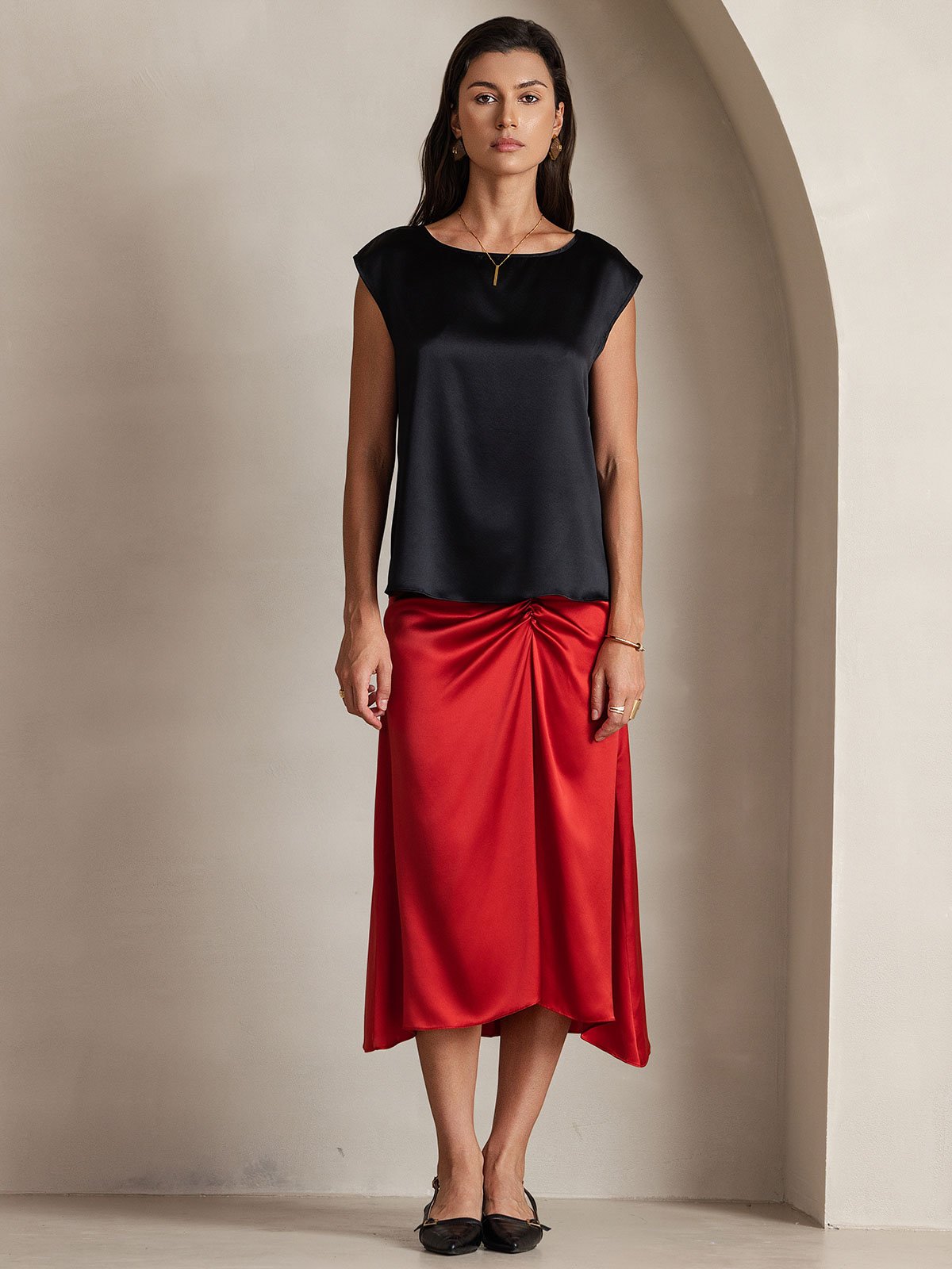 [Black] SilkSilky  19Momme Silk Round Neck Women's T-Shirt 004