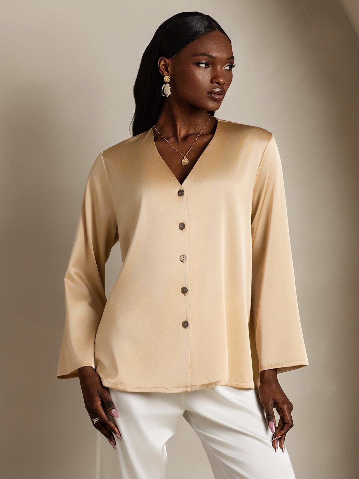 [Champagne] SilkSilky  19Momme Silk V Neck Women's Shirt 001