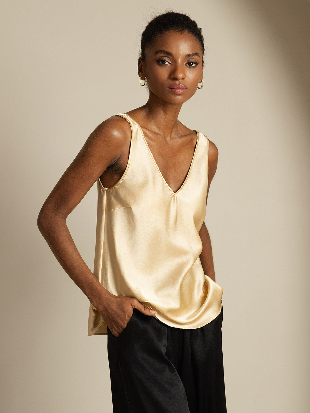 [Champagne] SilkSilky  19Momme Silk V Neck Camisole Top 001
