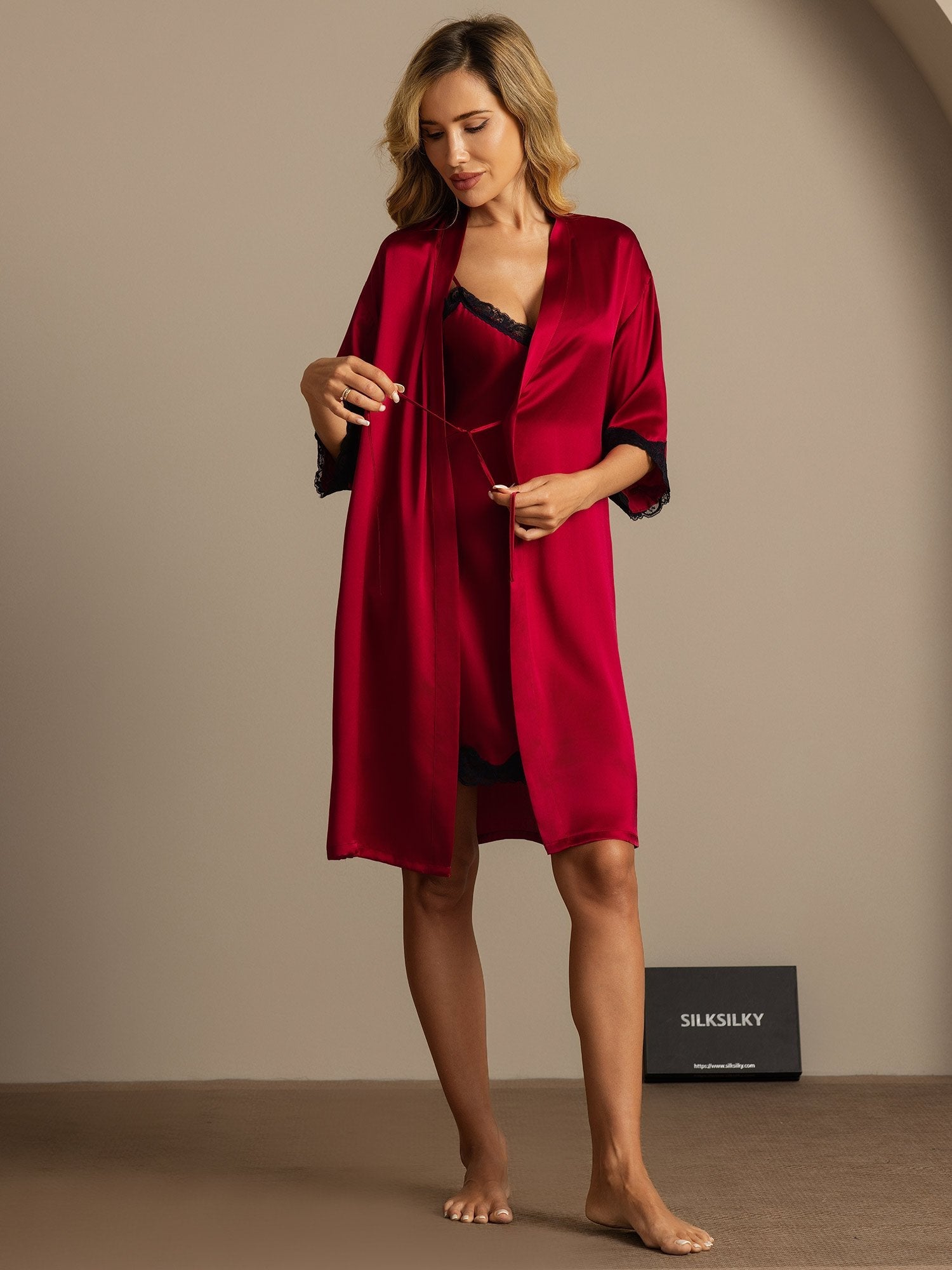 [Wine] SilkSilky Pure Silk V Neck Nightgown&Robe Set 008