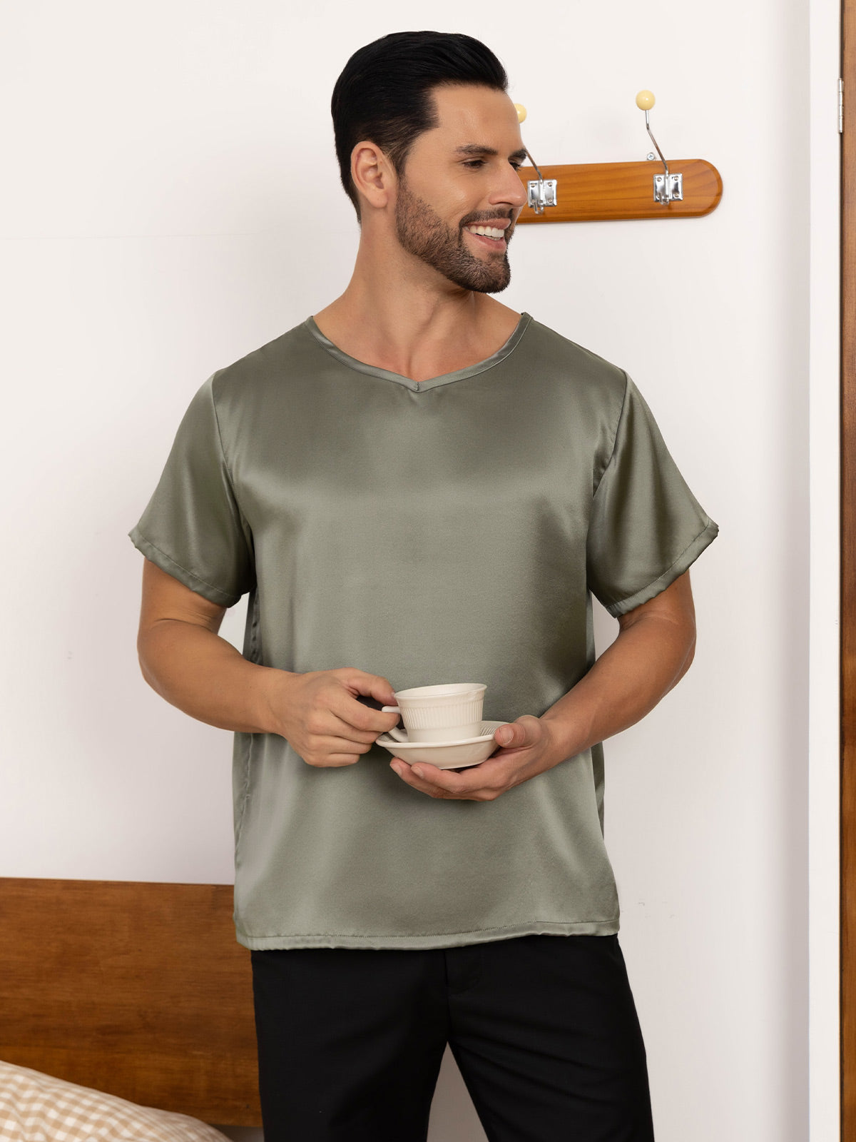 SilkSilky UK Pure Silk Short Sleeve V Neck Men's T Shirt GrayishGreen 006