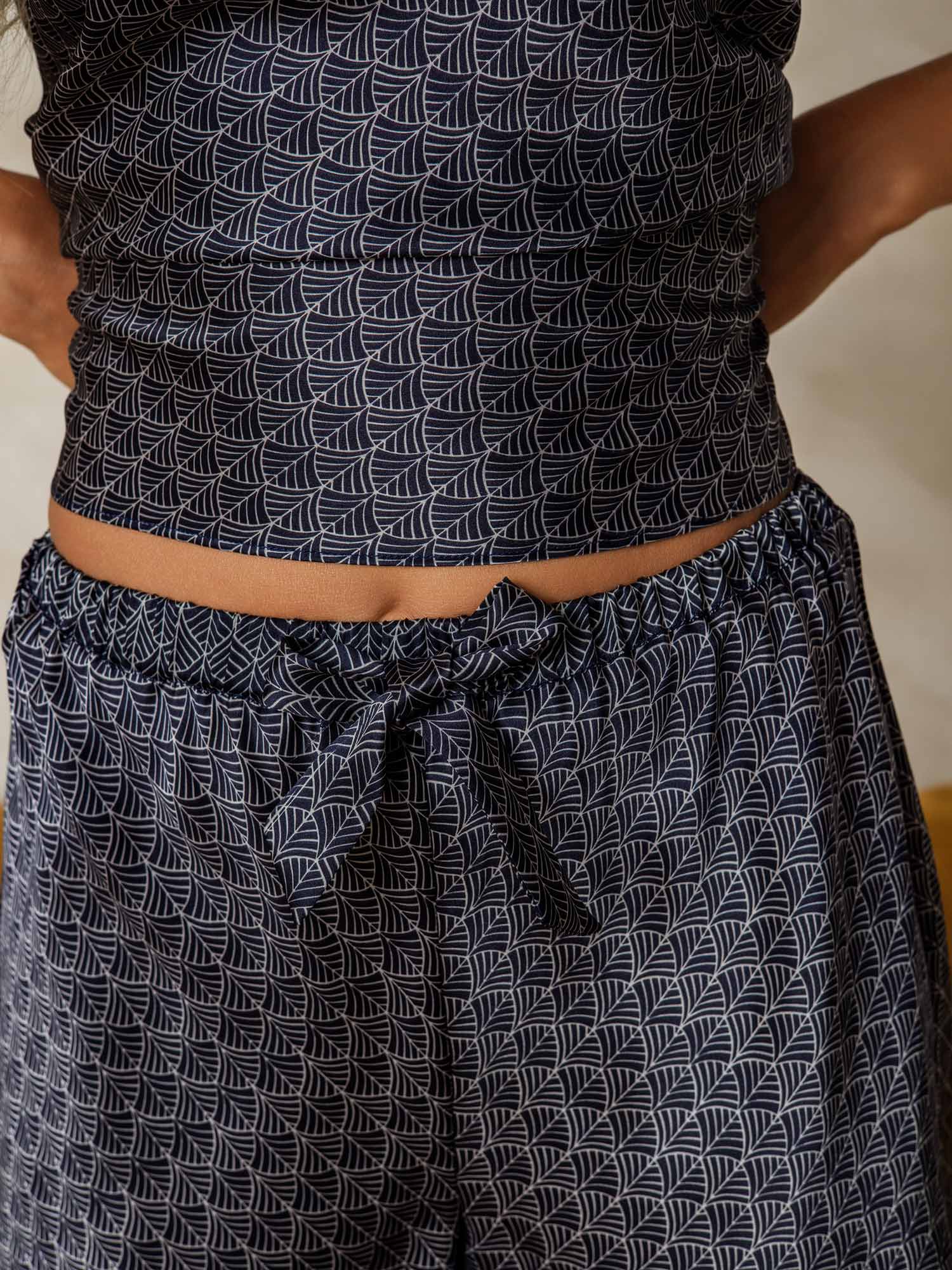 [Navy Ginkgo] SilkSilky  Pure Silk V Neck Camisole Set 006