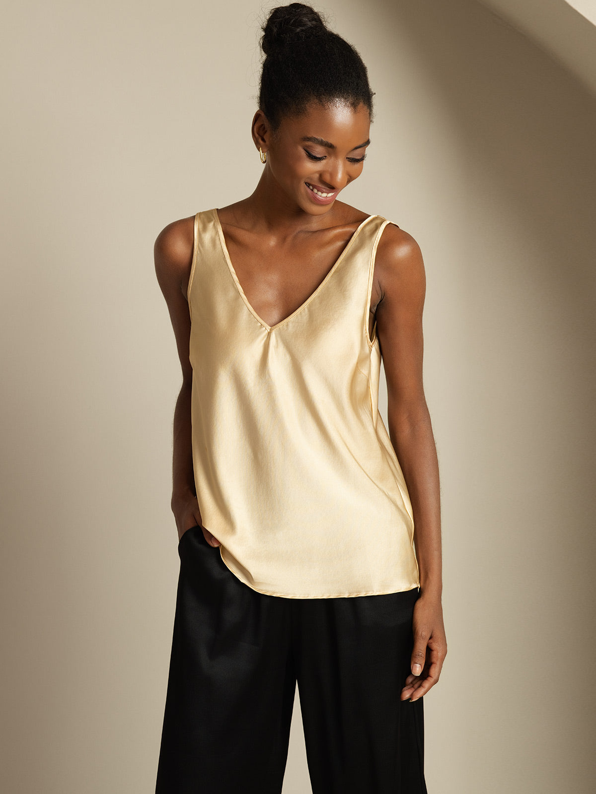 [Champagne] SilkSilky  19Momme Silk V Neck Camisole Top 006