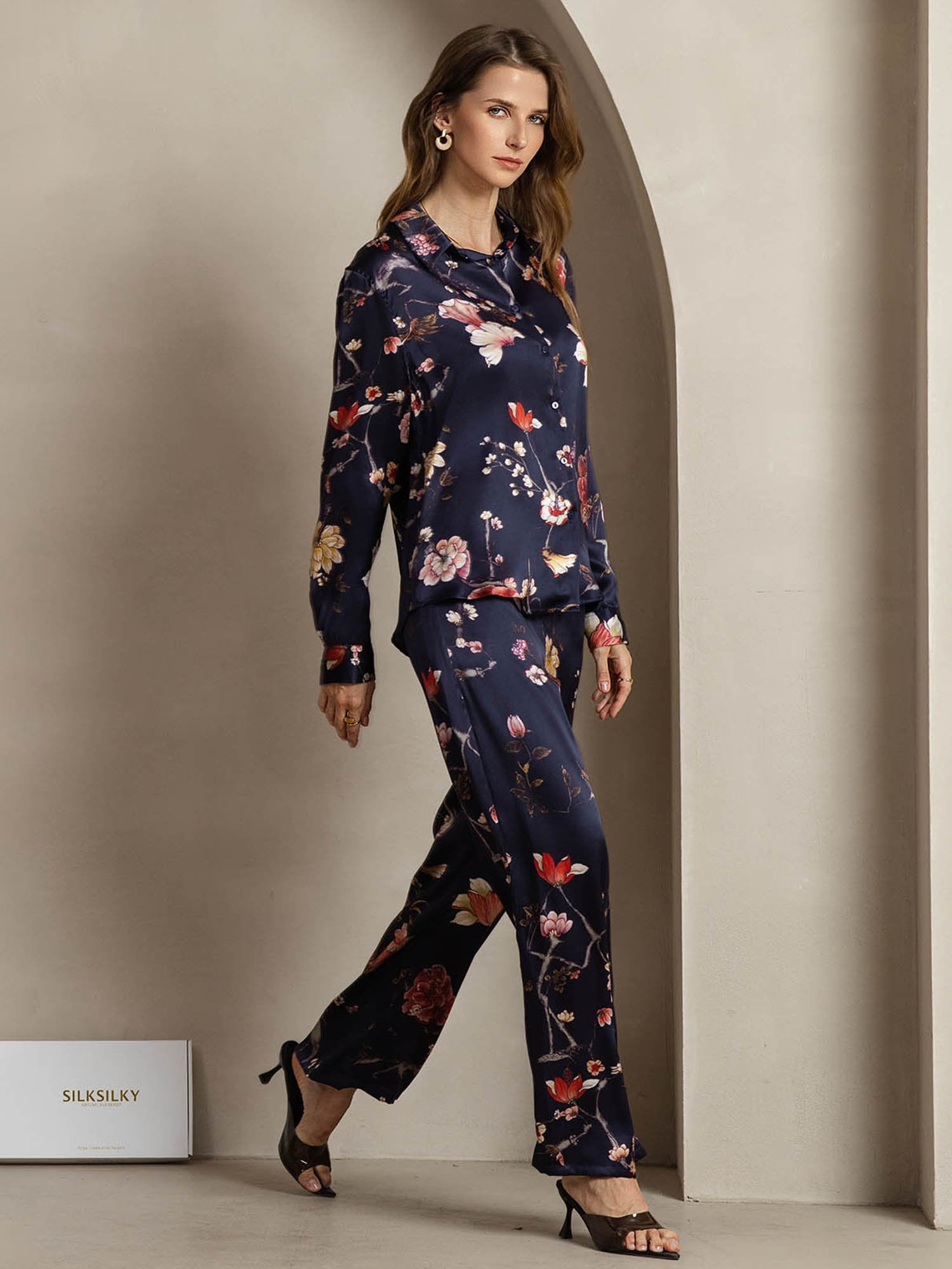 [NavyFloral] SilkSilky 19Momme Silk Lapel Collar Women''s Outfit Sets 005